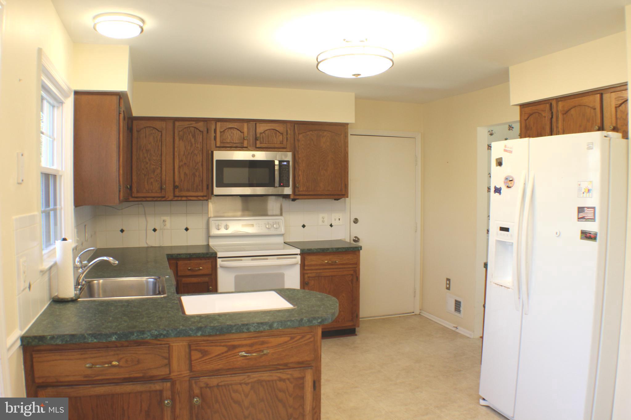 LAKE RIDGE EXECUTIVE PARK - Residential