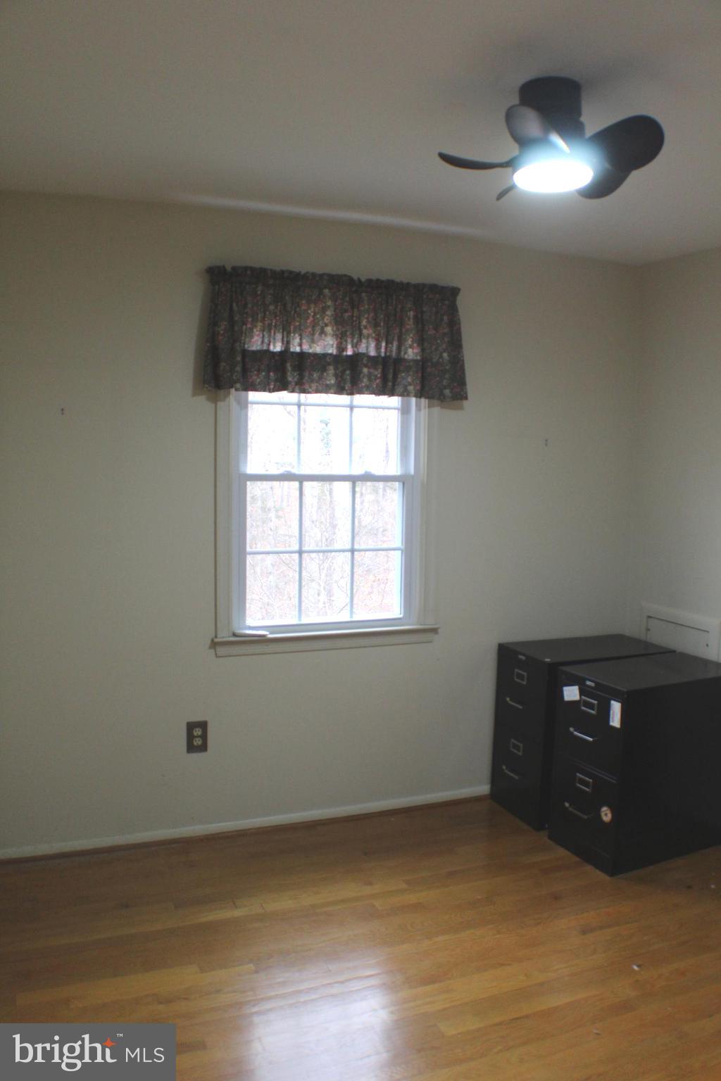 LAKE RIDGE EXECUTIVE PARK - Residential