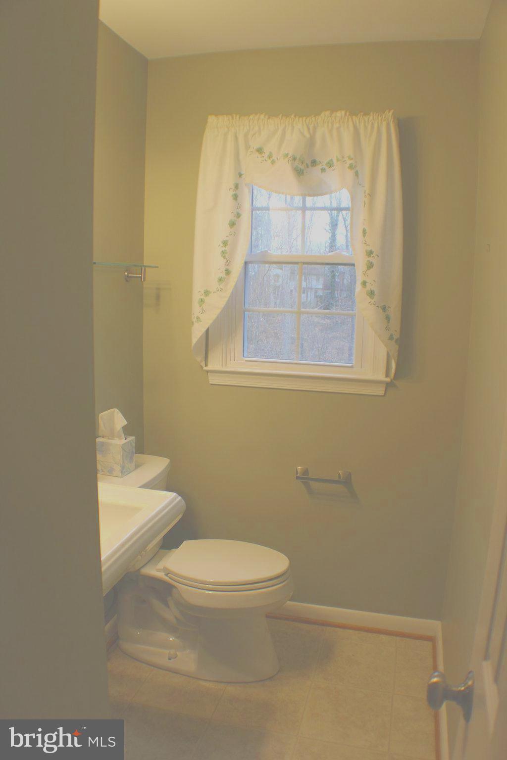 LAKE RIDGE EXECUTIVE PARK - Residential