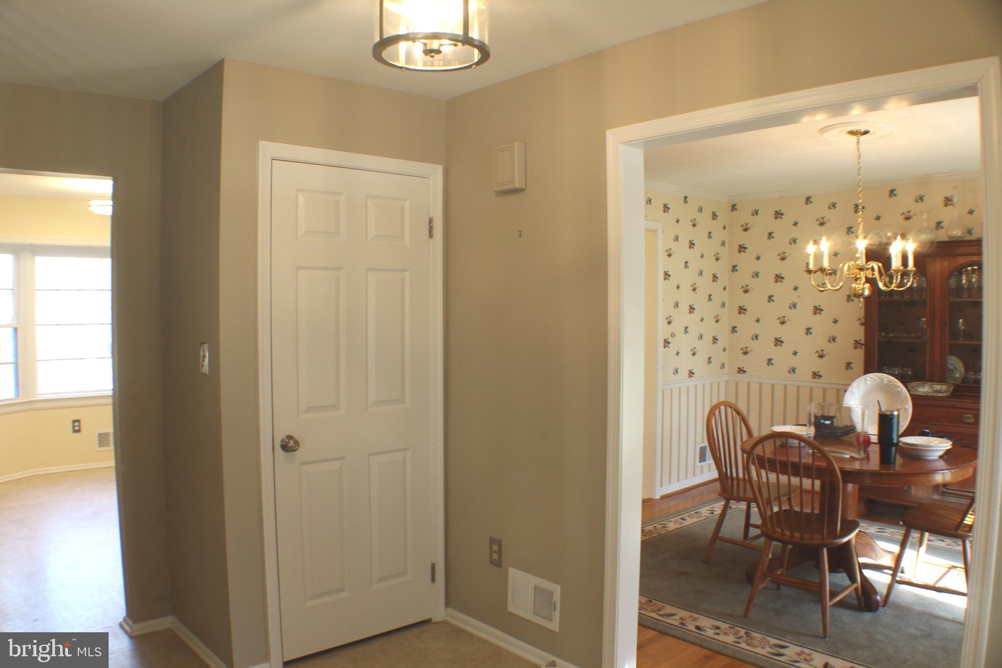 LAKE RIDGE EXECUTIVE PARK - Residential