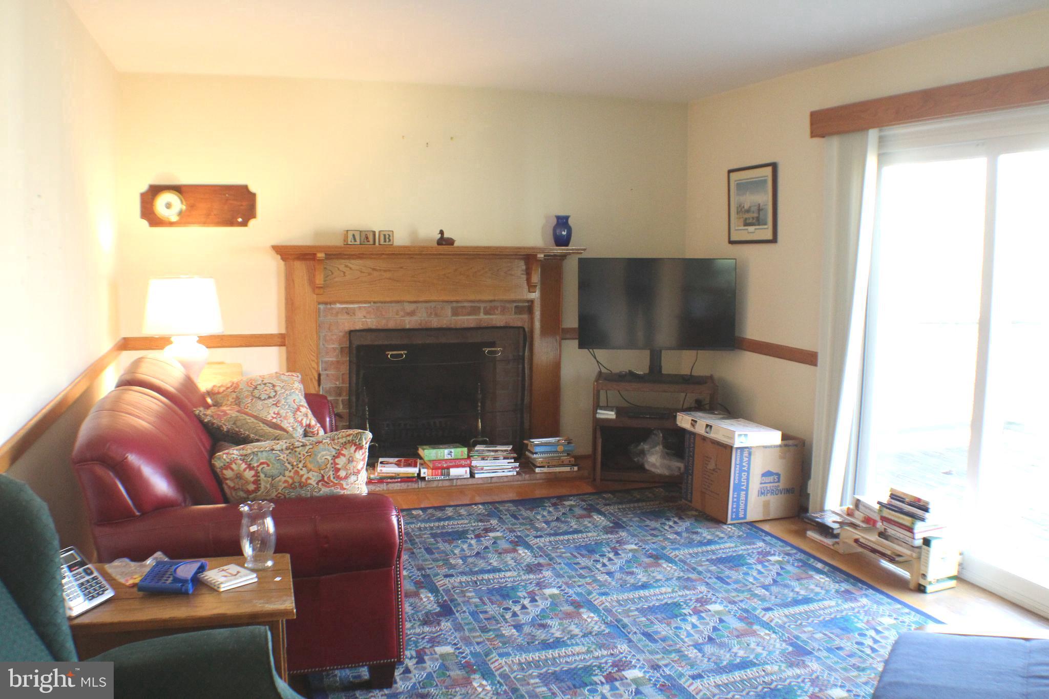 LAKE RIDGE EXECUTIVE PARK - Residential