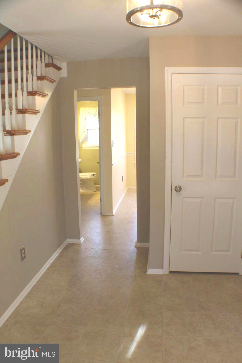 LAKE RIDGE EXECUTIVE PARK - Residential