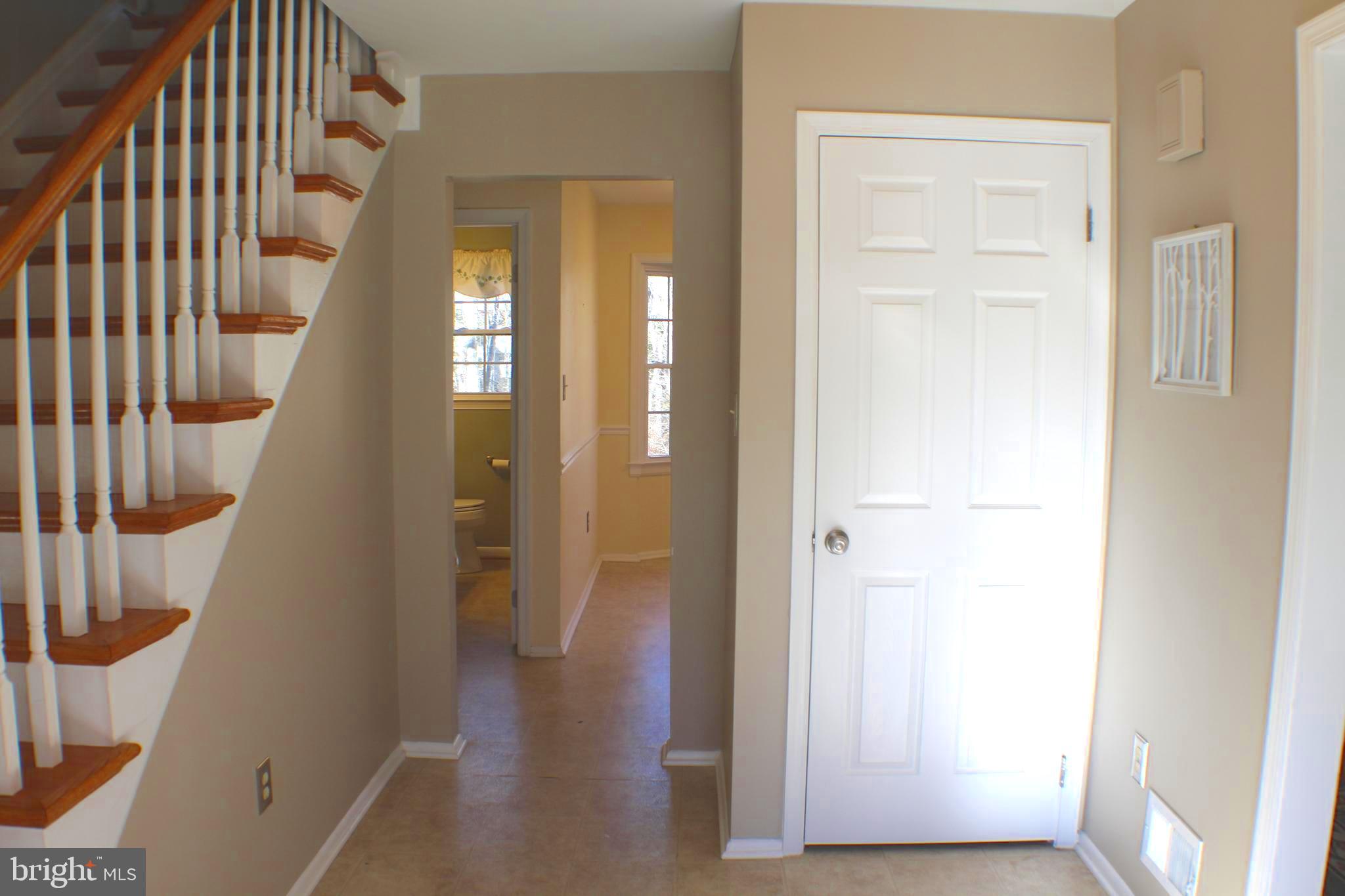 LAKE RIDGE EXECUTIVE PARK - Residential