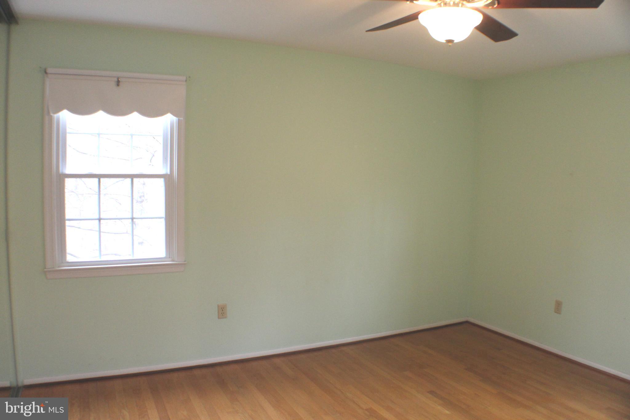 LAKE RIDGE EXECUTIVE PARK - Residential