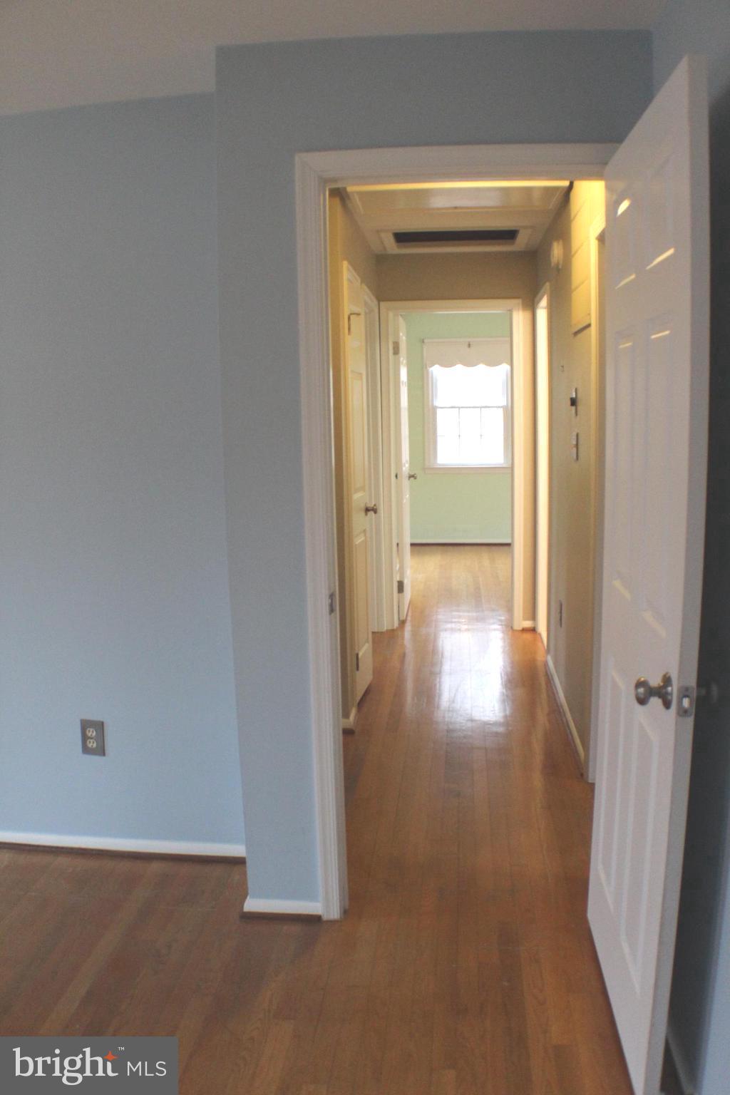 LAKE RIDGE EXECUTIVE PARK - Residential