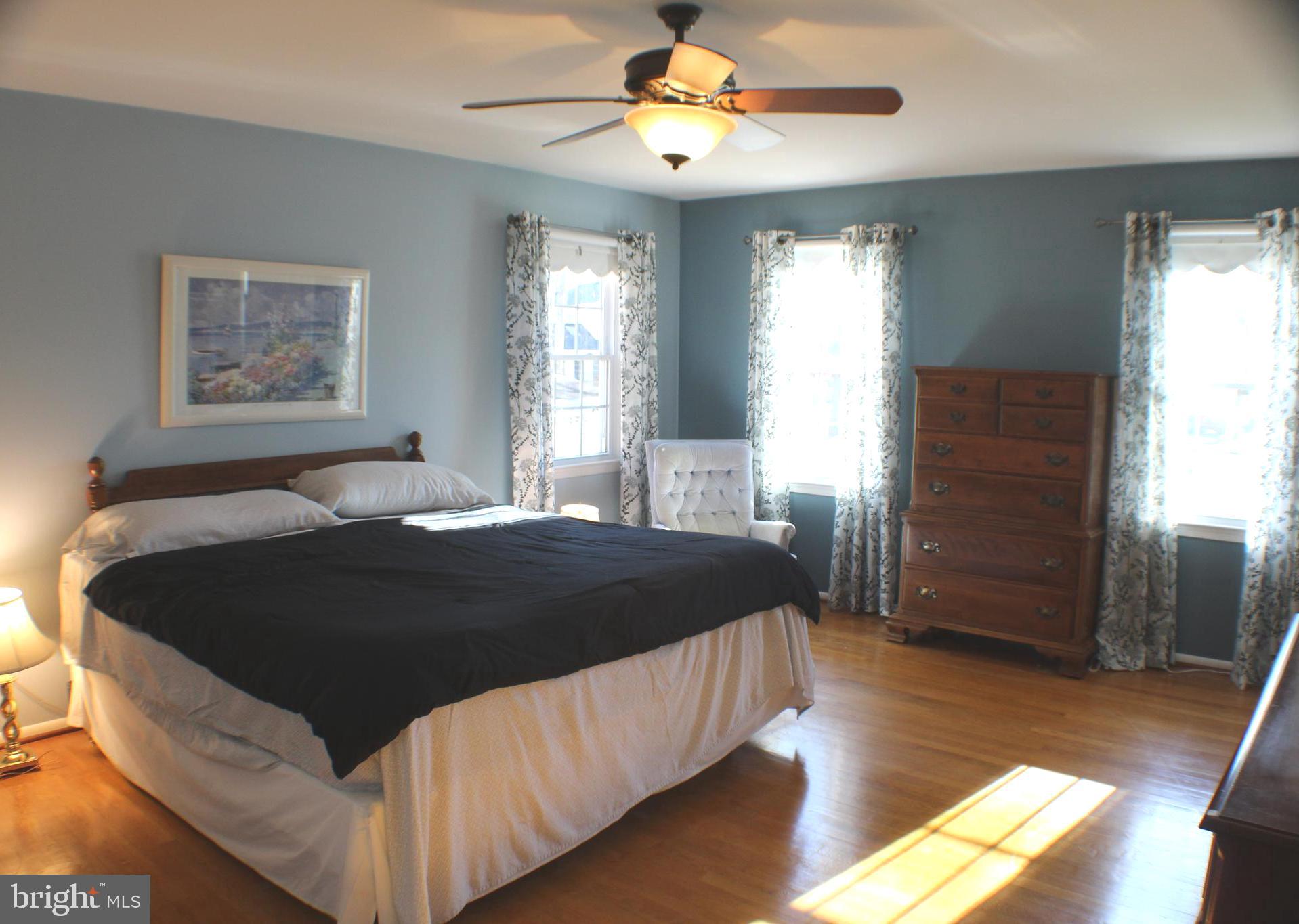 LAKE RIDGE EXECUTIVE PARK - Residential