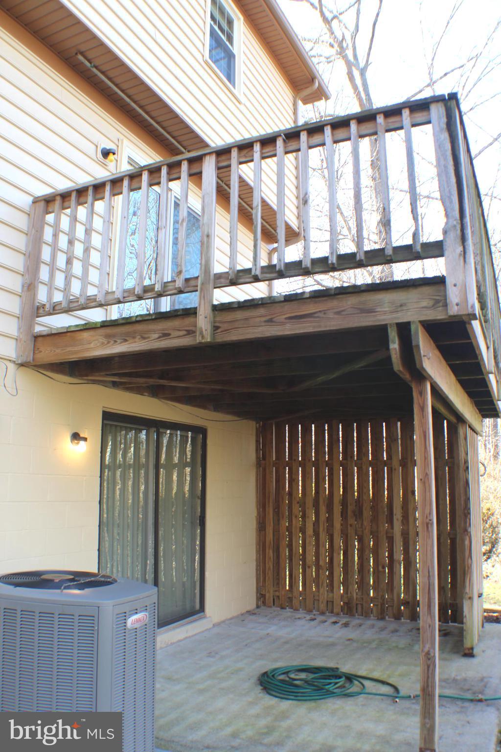 LAKE RIDGE EXECUTIVE PARK - Residential