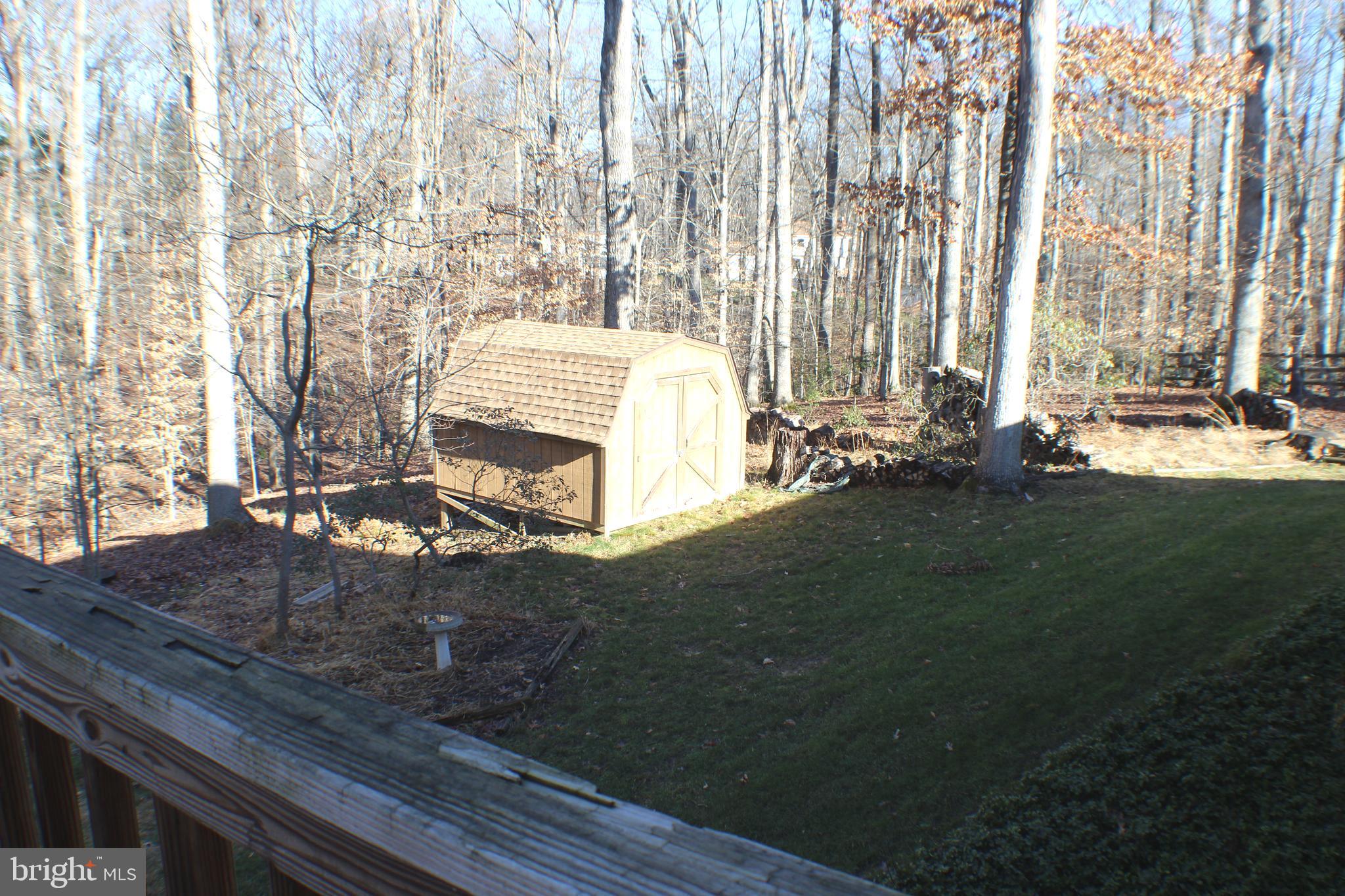 LAKE RIDGE EXECUTIVE PARK - Residential