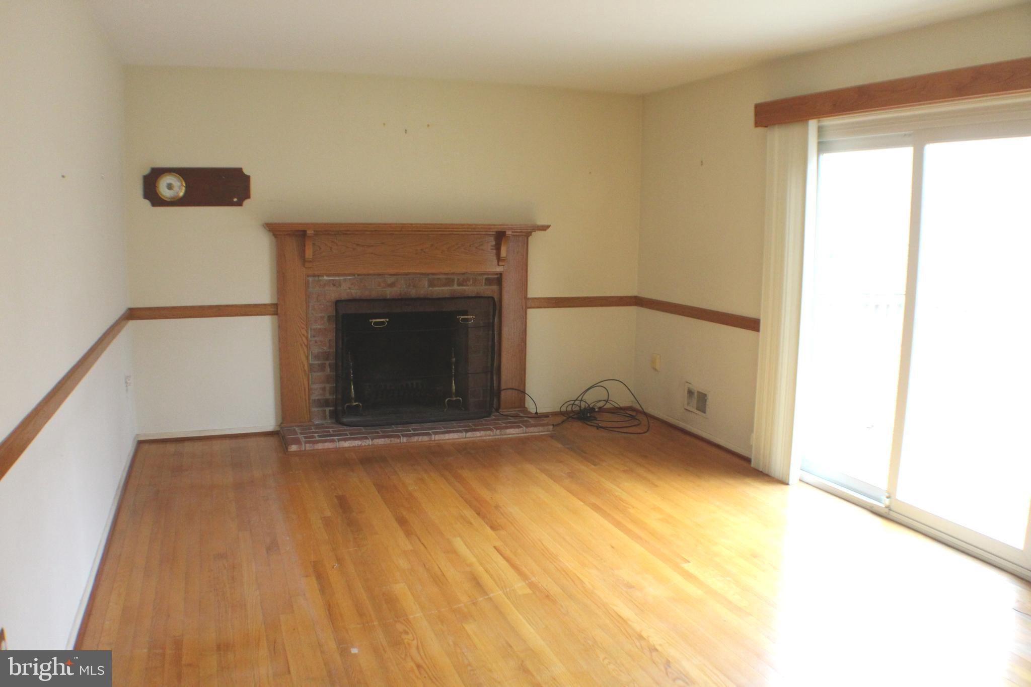 LAKE RIDGE EXECUTIVE PARK - Residential