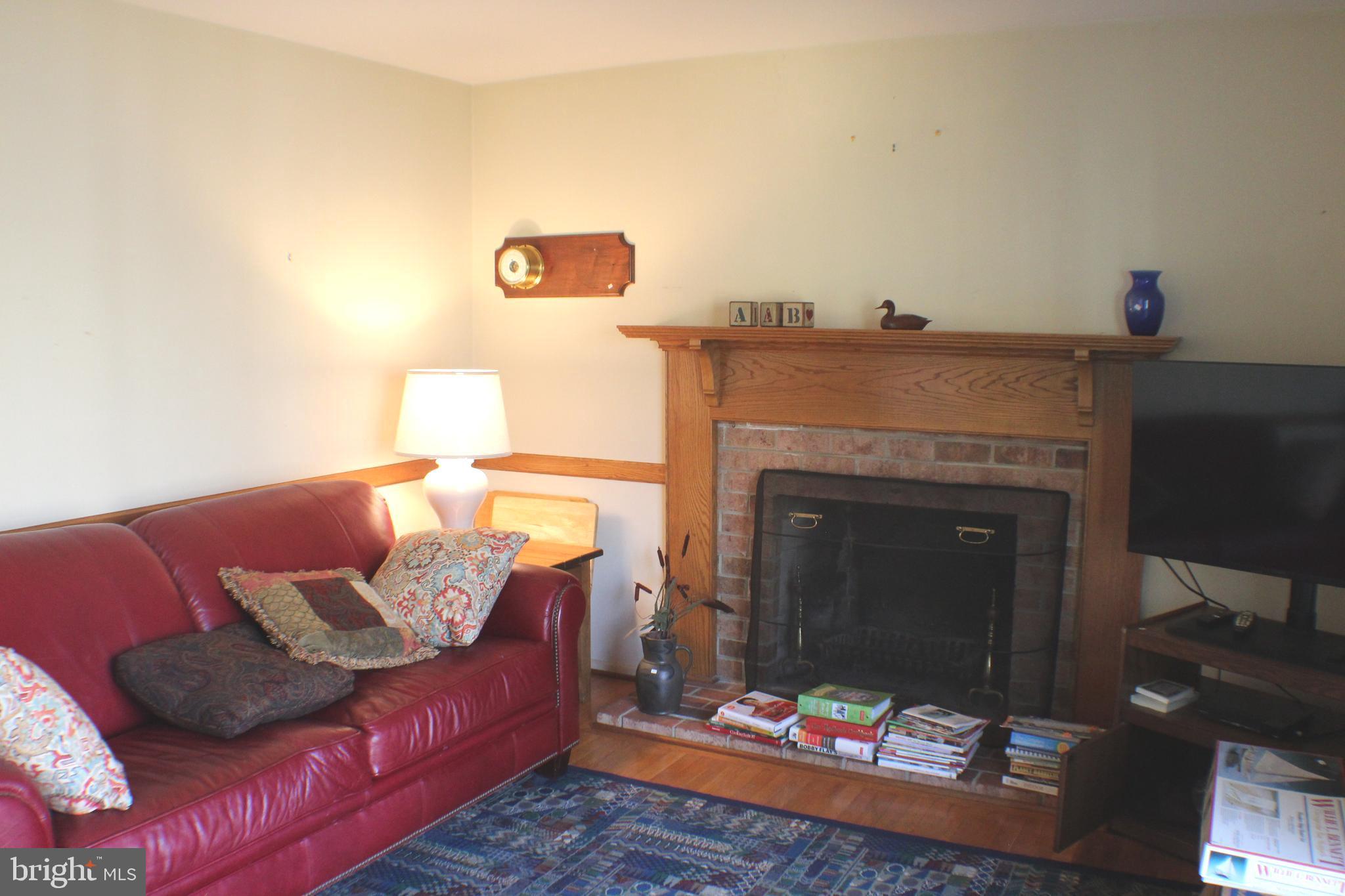 LAKE RIDGE EXECUTIVE PARK - Residential