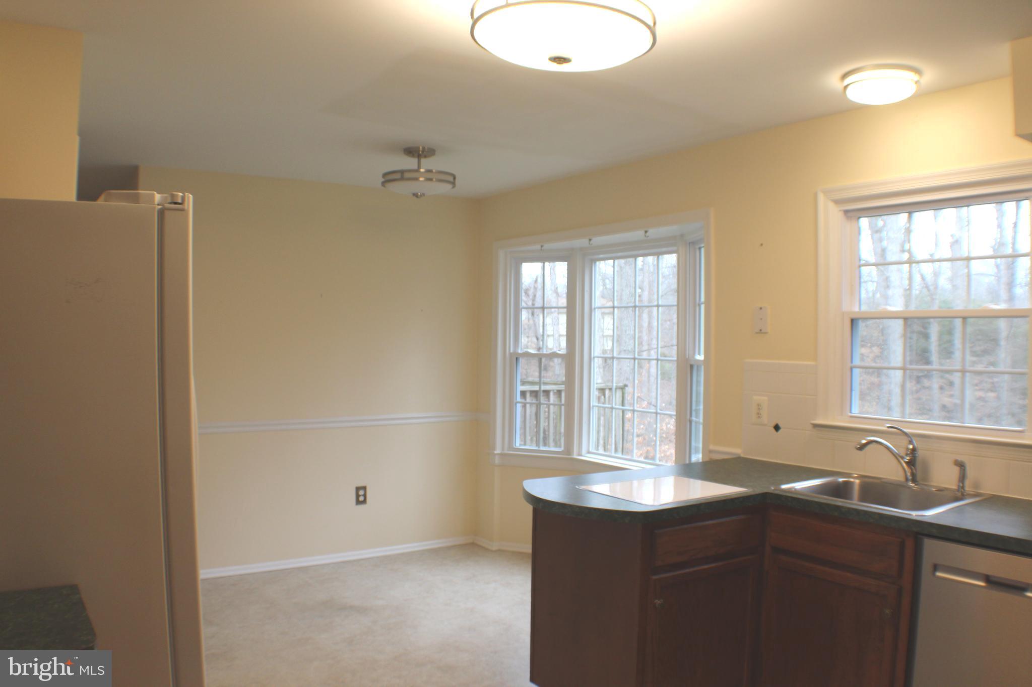 LAKE RIDGE EXECUTIVE PARK - Residential