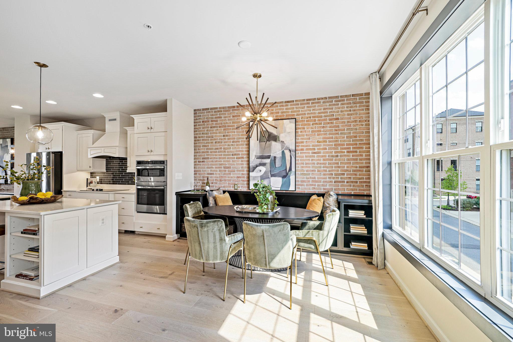 POTOMAC OVERLOOK - Residential