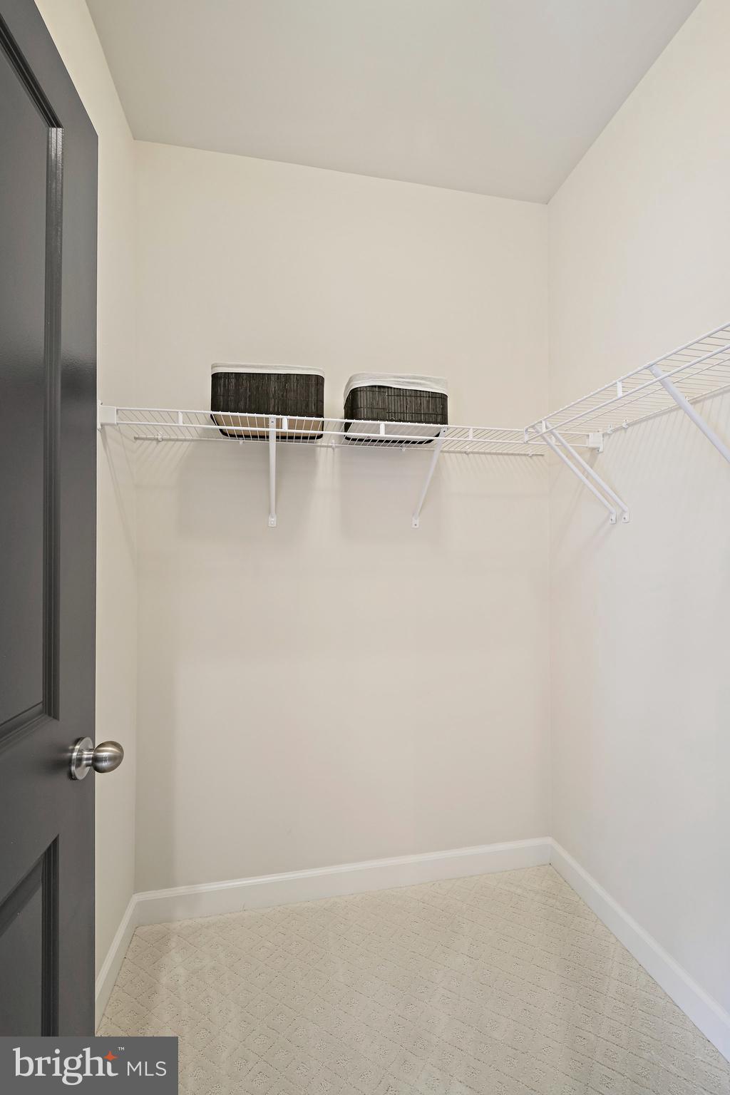 POTOMAC OVERLOOK - Residential