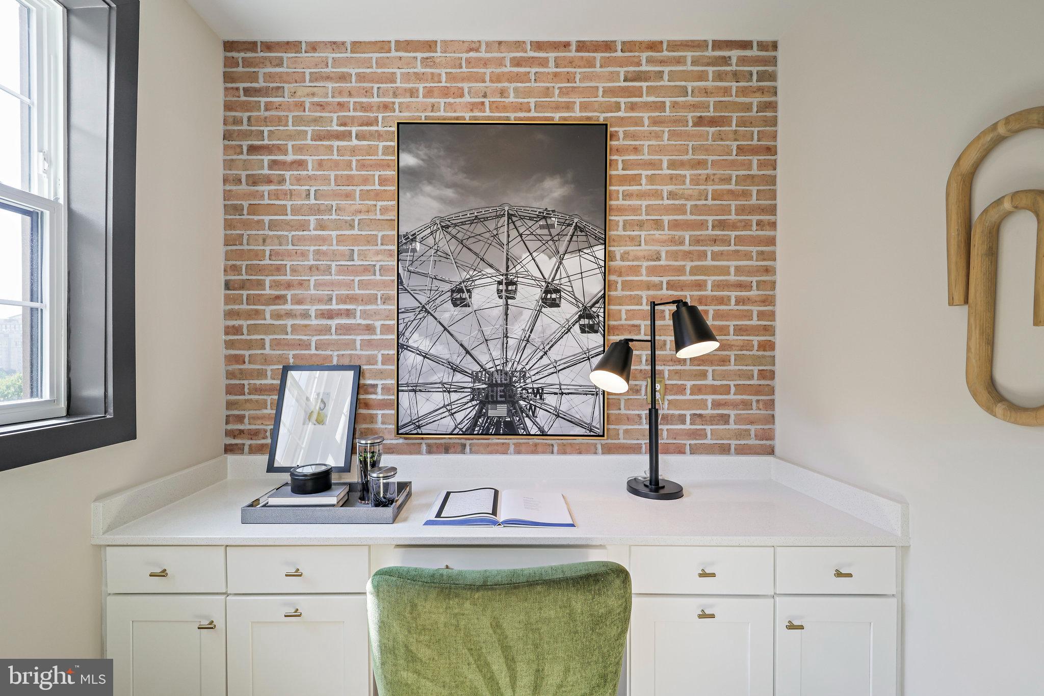 POTOMAC OVERLOOK - Residential