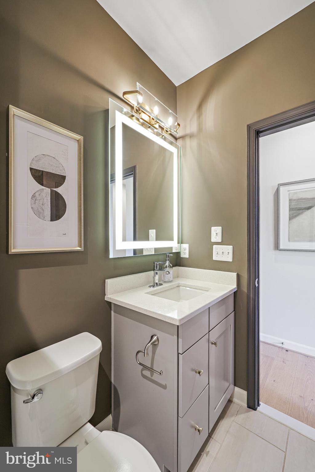 POTOMAC OVERLOOK - Residential