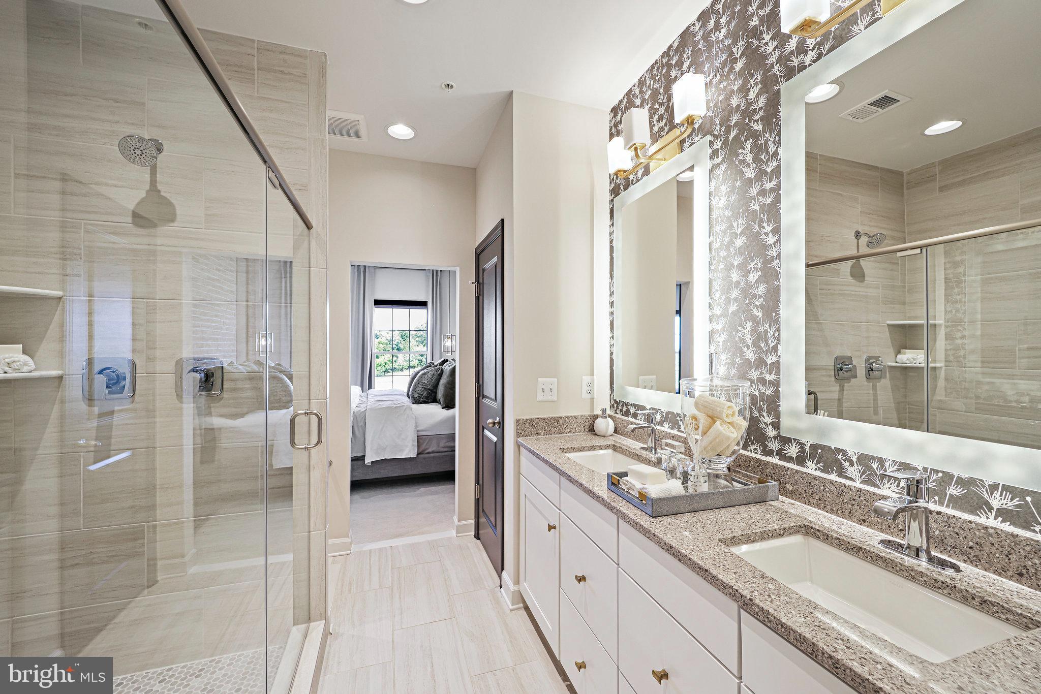 POTOMAC OVERLOOK - Residential