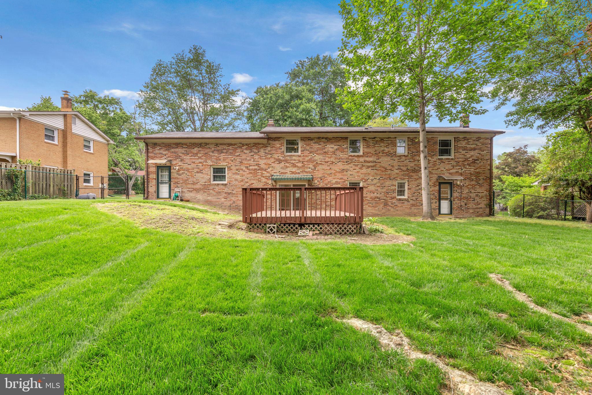 CRESTVIEW MANOR - Residential