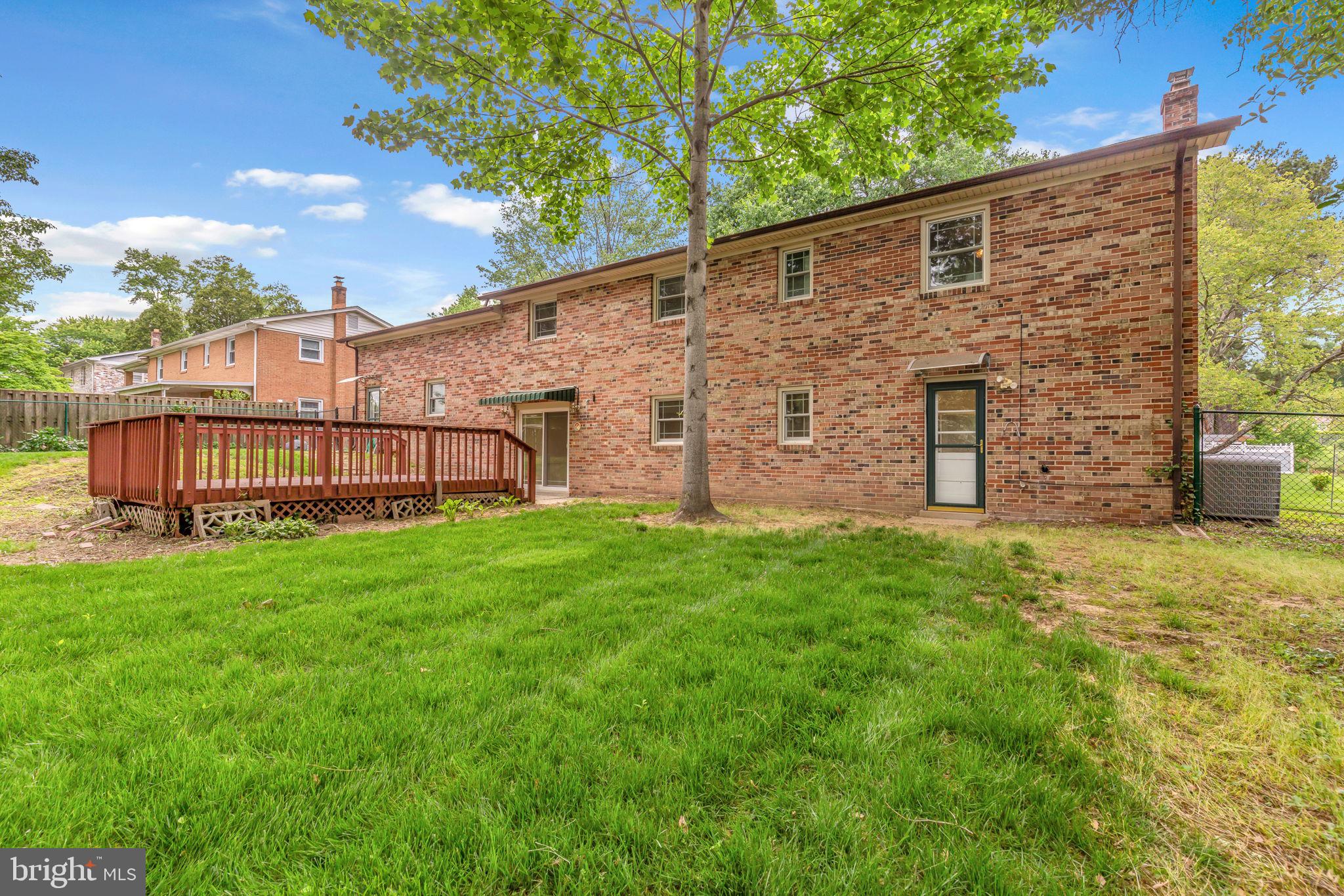 CRESTVIEW MANOR - Residential