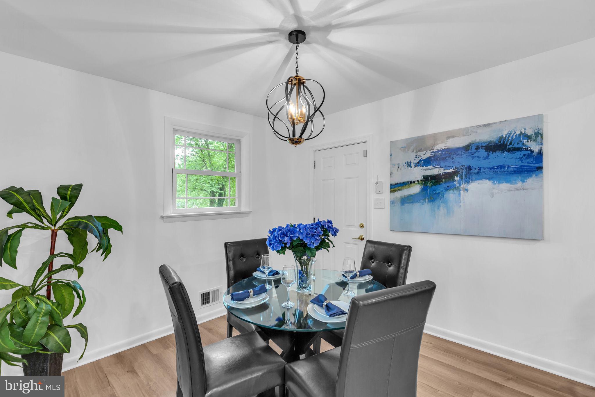 CRESTVIEW MANOR - Residential
