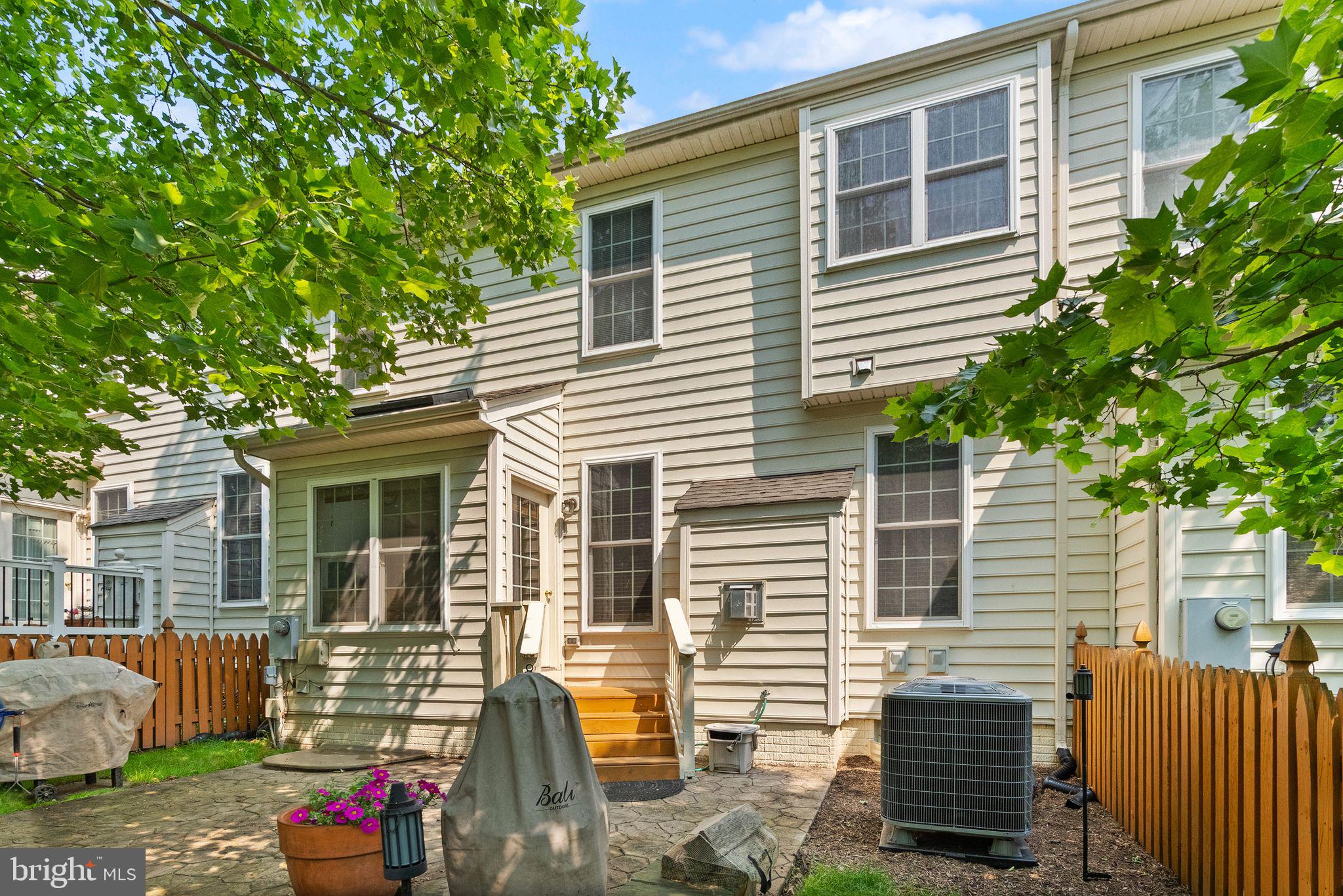 DOMINION VALLEY COUNTRY CLUB - Residential