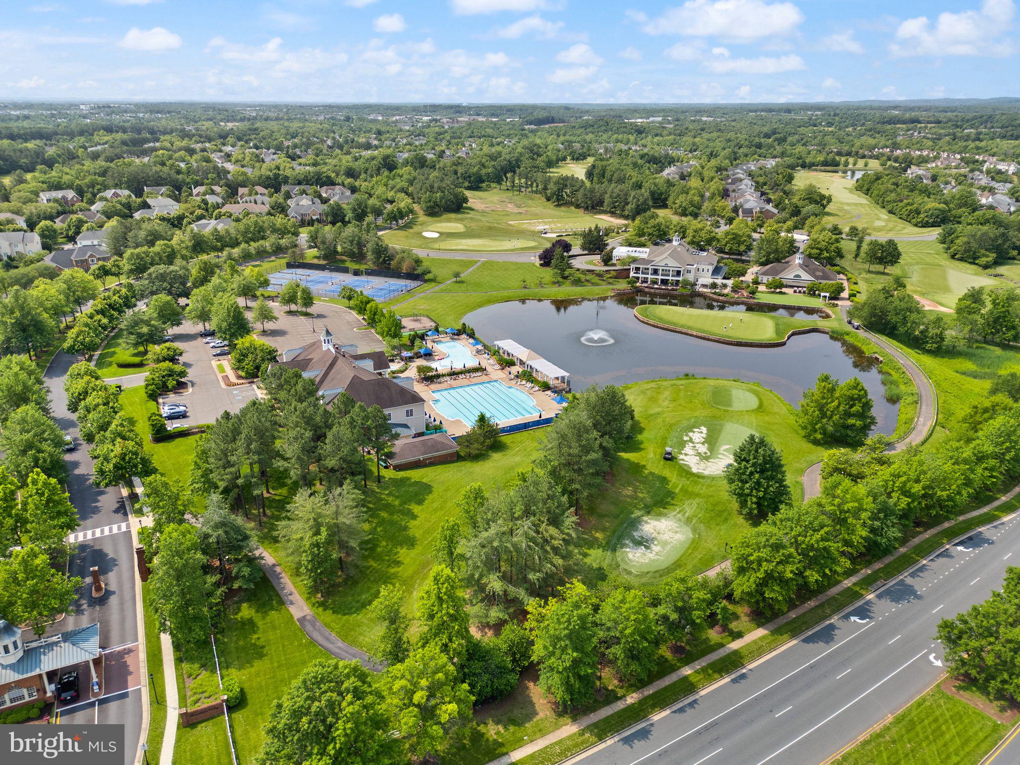 DOMINION VALLEY COUNTRY CLUB - Residential