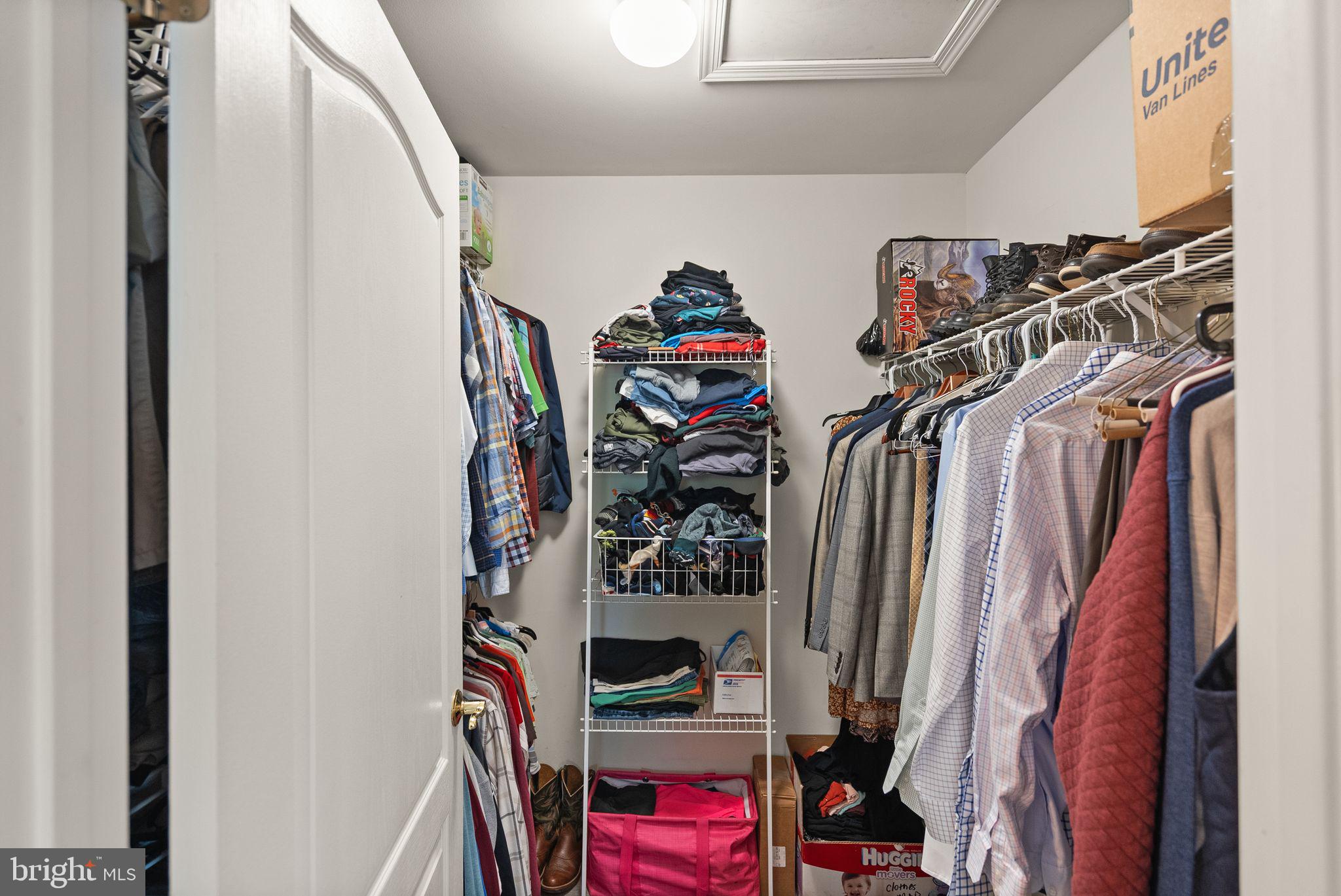 DOMINION VALLEY COUNTRY CLUB - Residential