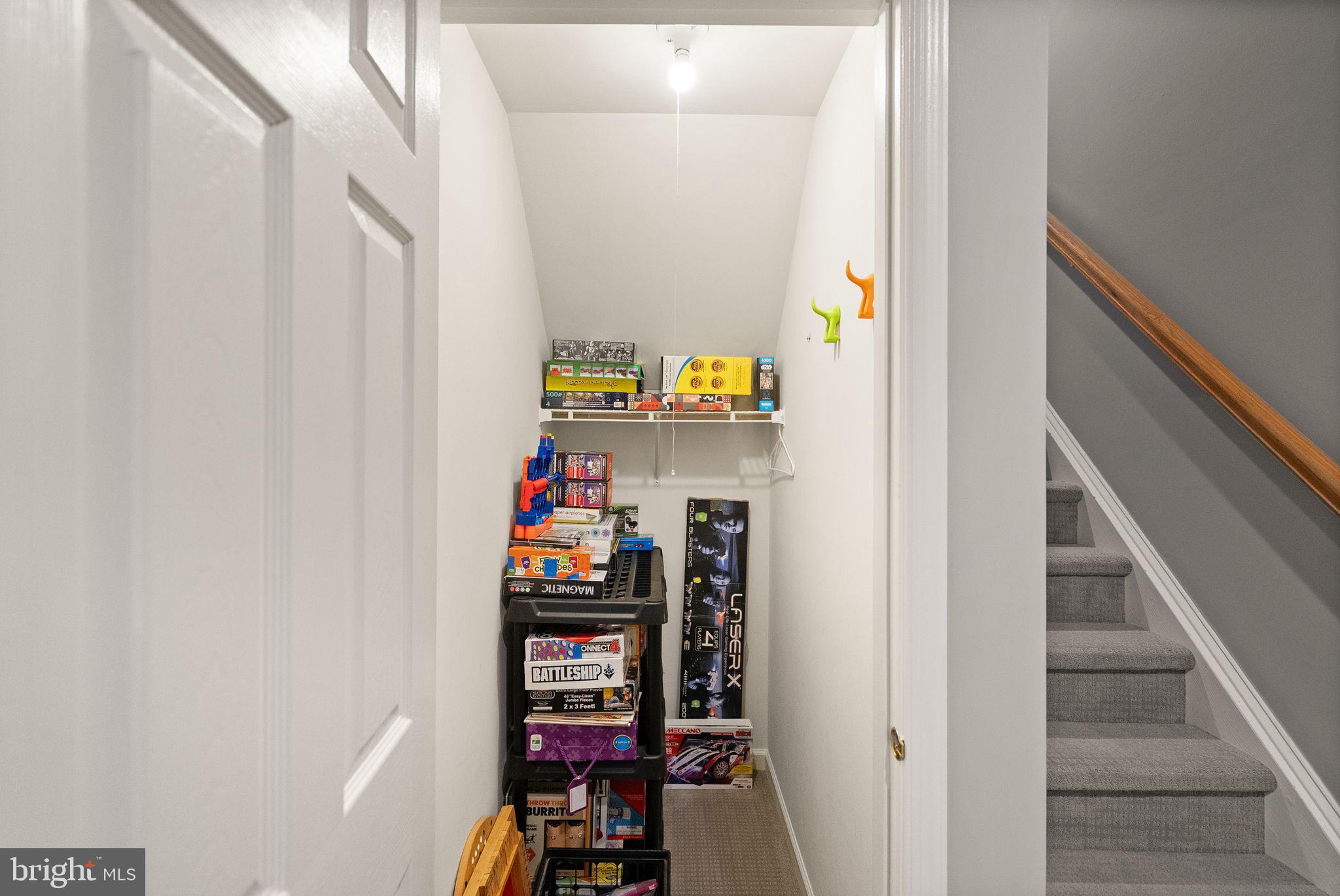 DOMINION VALLEY COUNTRY CLUB - Residential