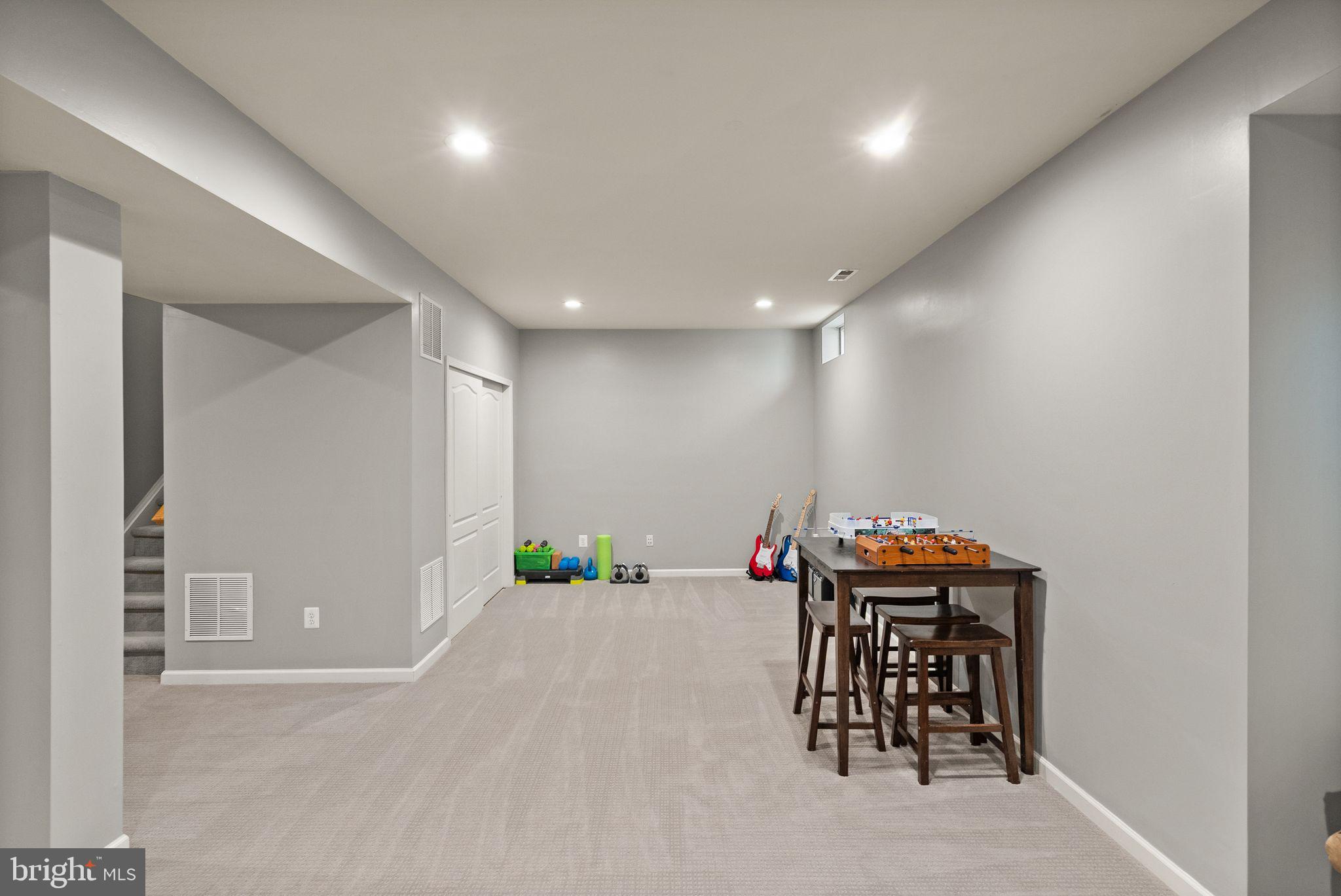 DOMINION VALLEY COUNTRY CLUB - Residential