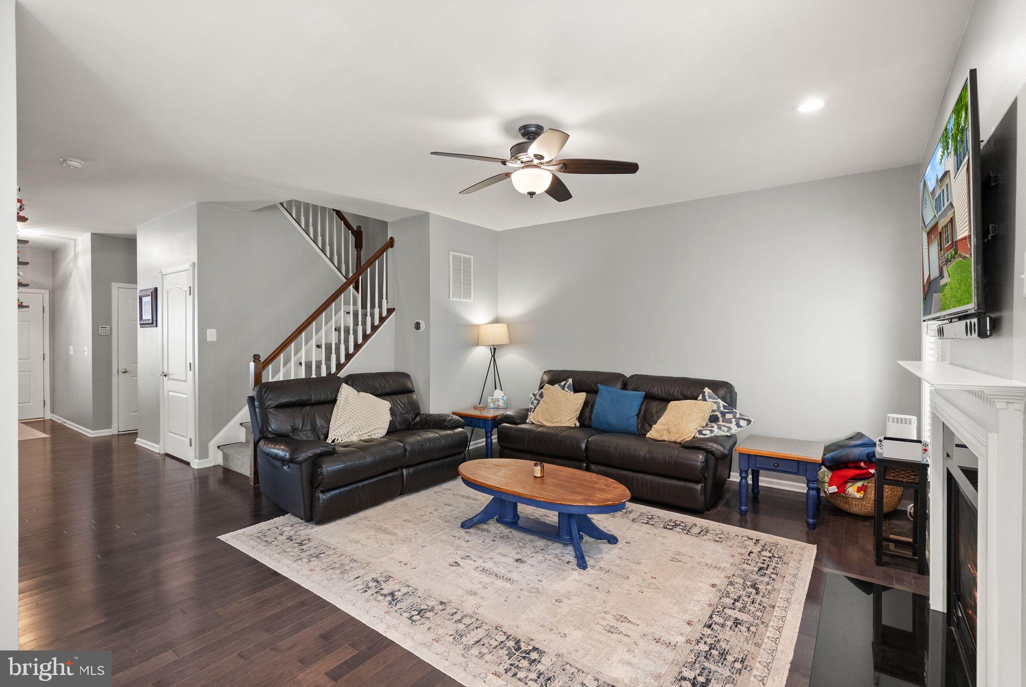 DOMINION VALLEY COUNTRY CLUB - Residential