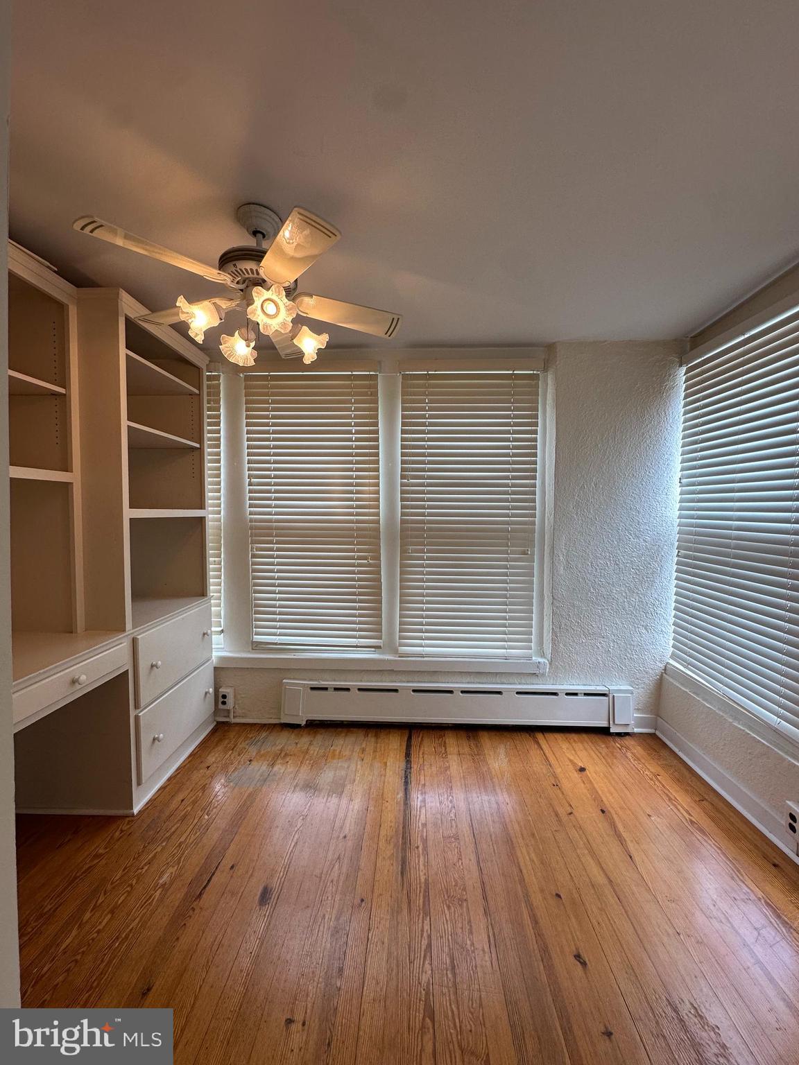 HIGHLANDS - Residential Lease