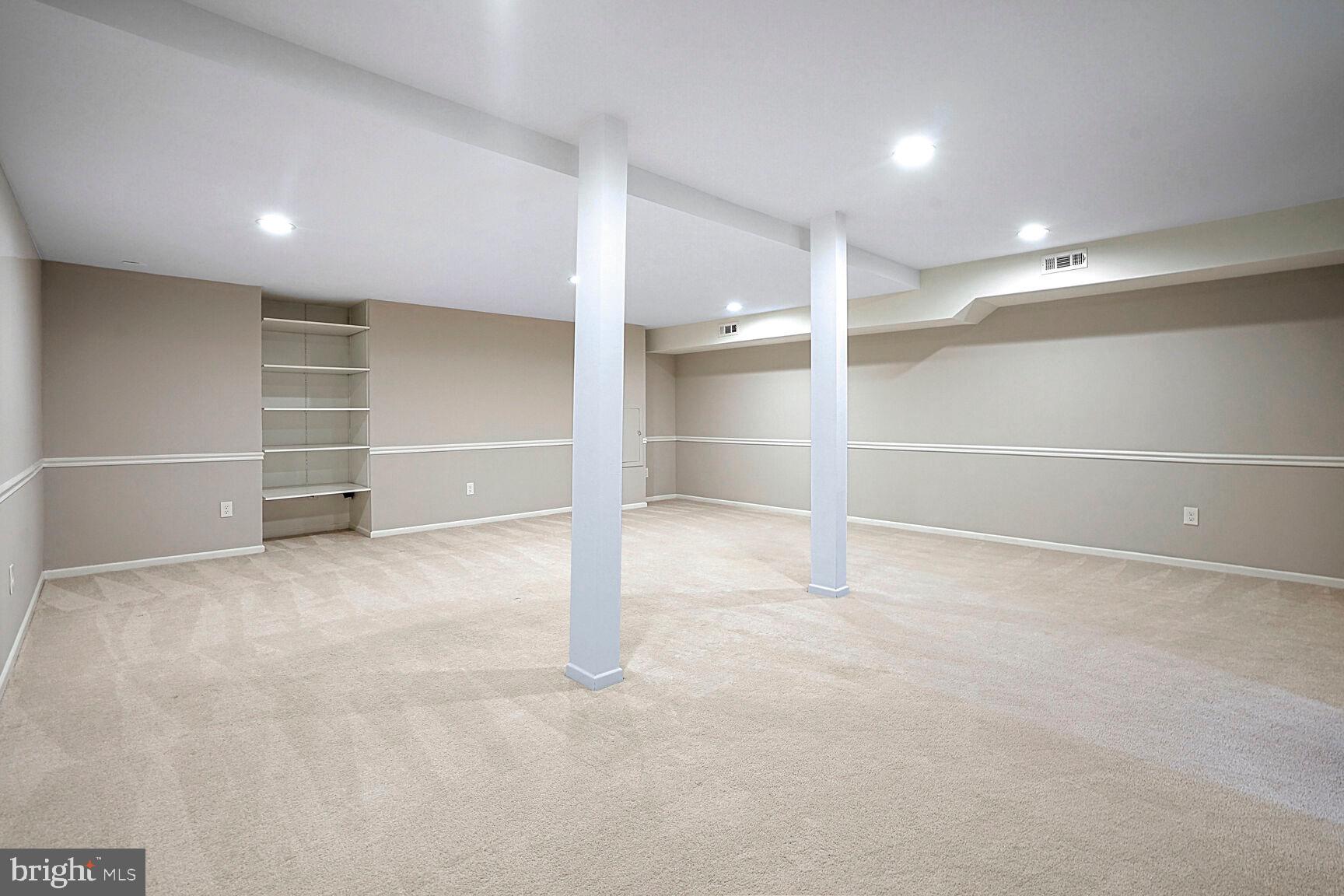 FAIR WOODS - Residential Lease