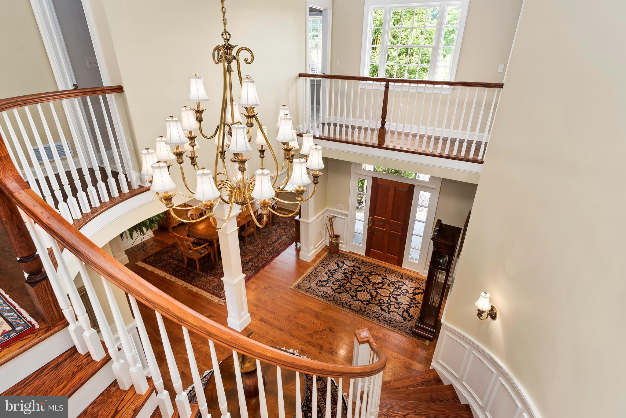 HILLSIDE FARMS - Residential