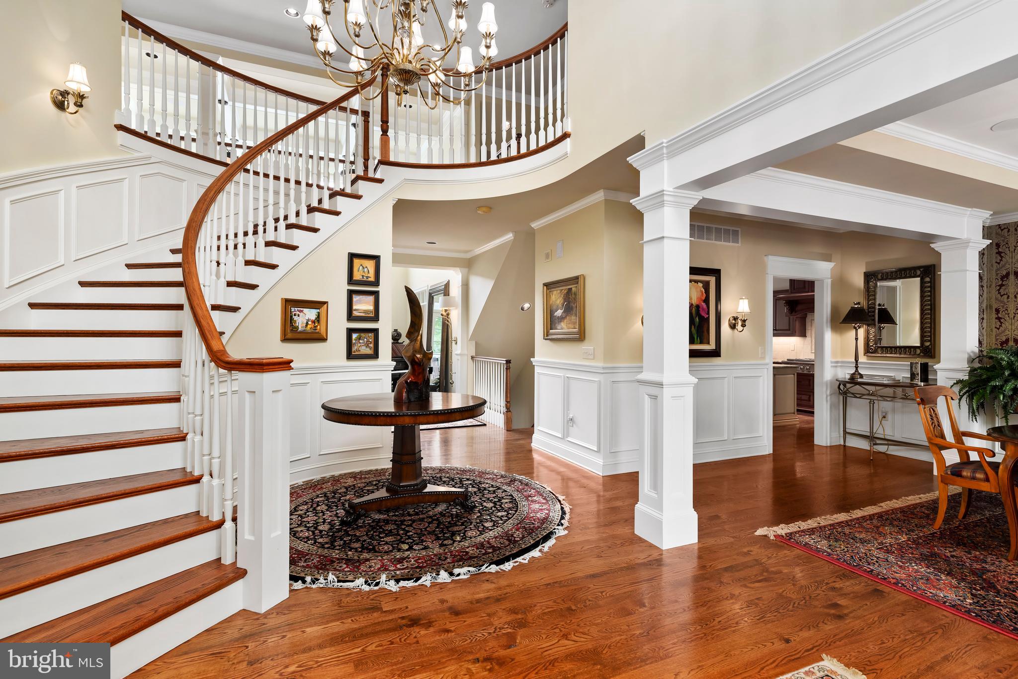 HILLSIDE FARMS - Residential