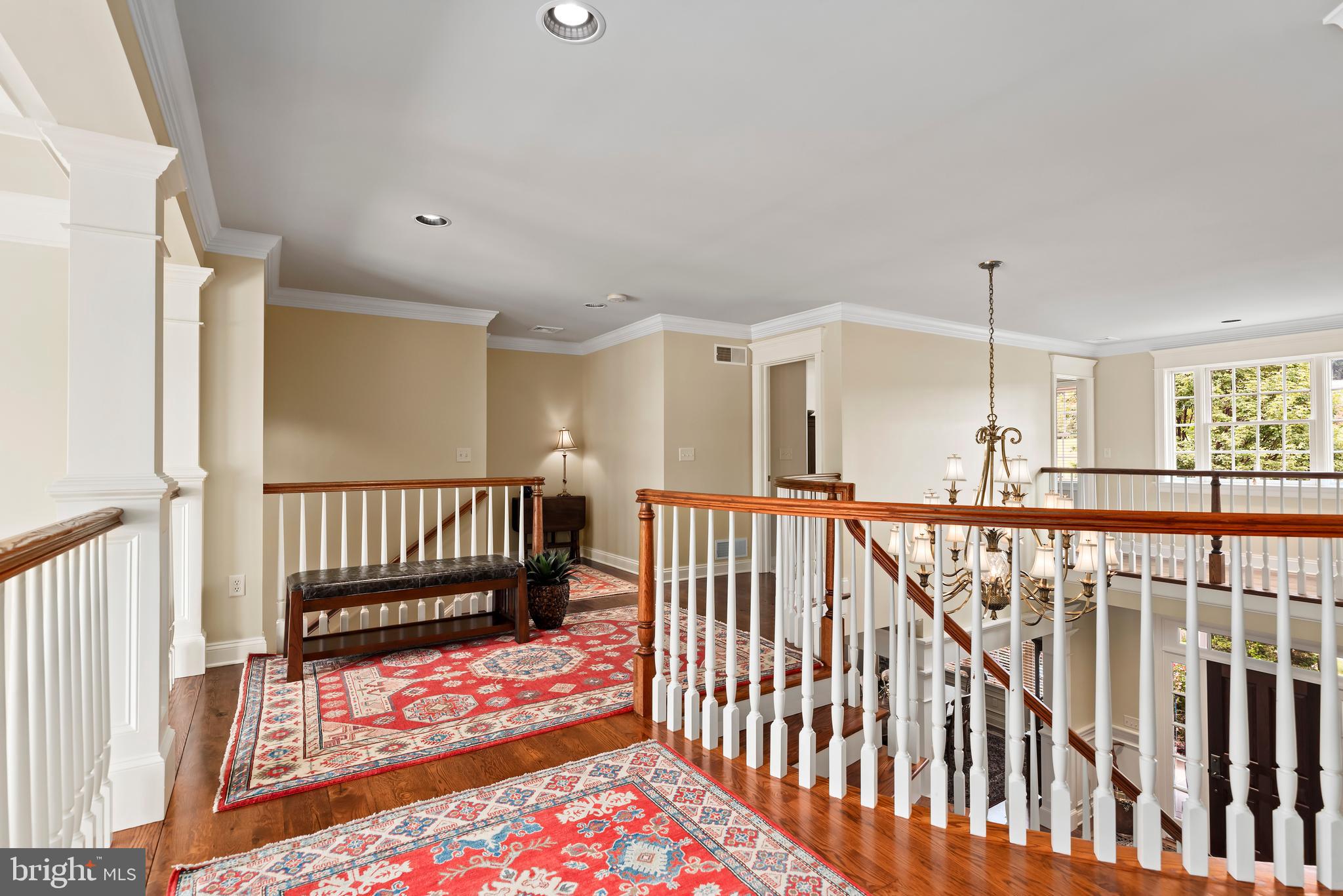 HILLSIDE FARMS - Residential