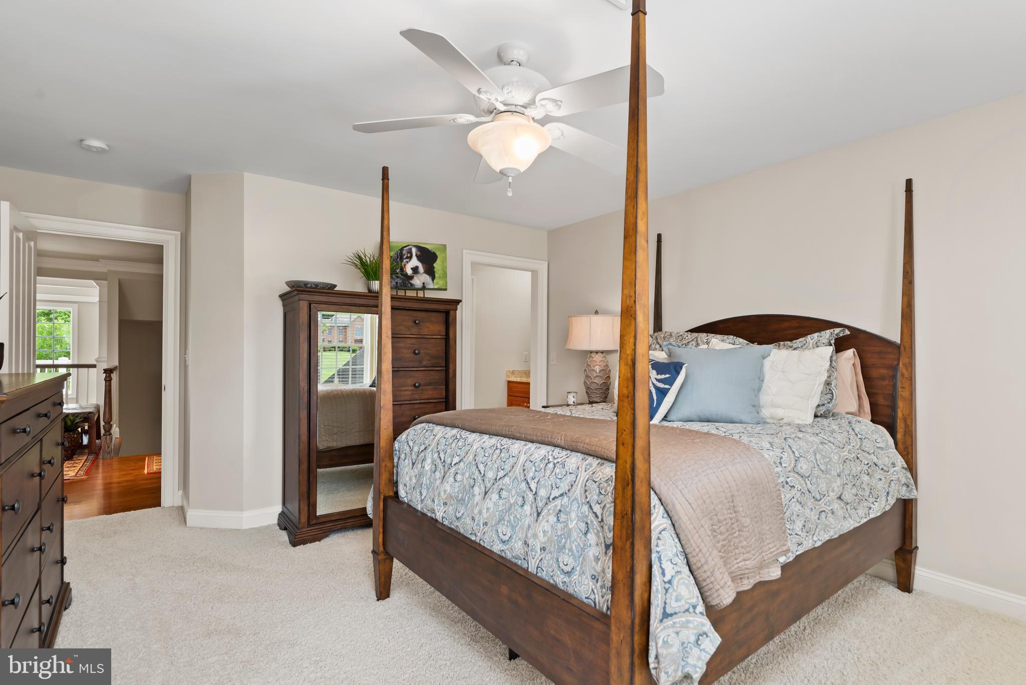 HILLSIDE FARMS - Residential