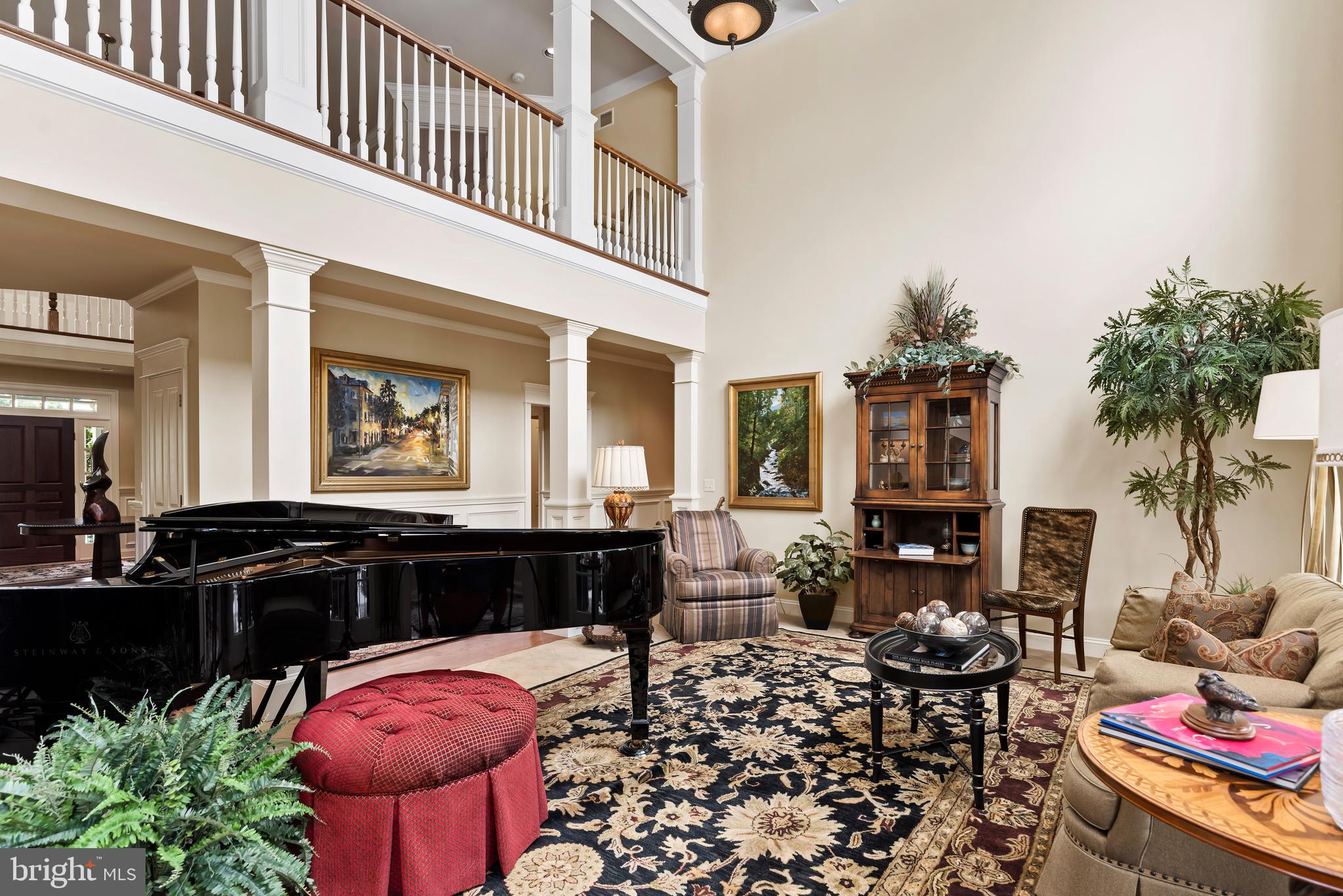 HILLSIDE FARMS - Residential