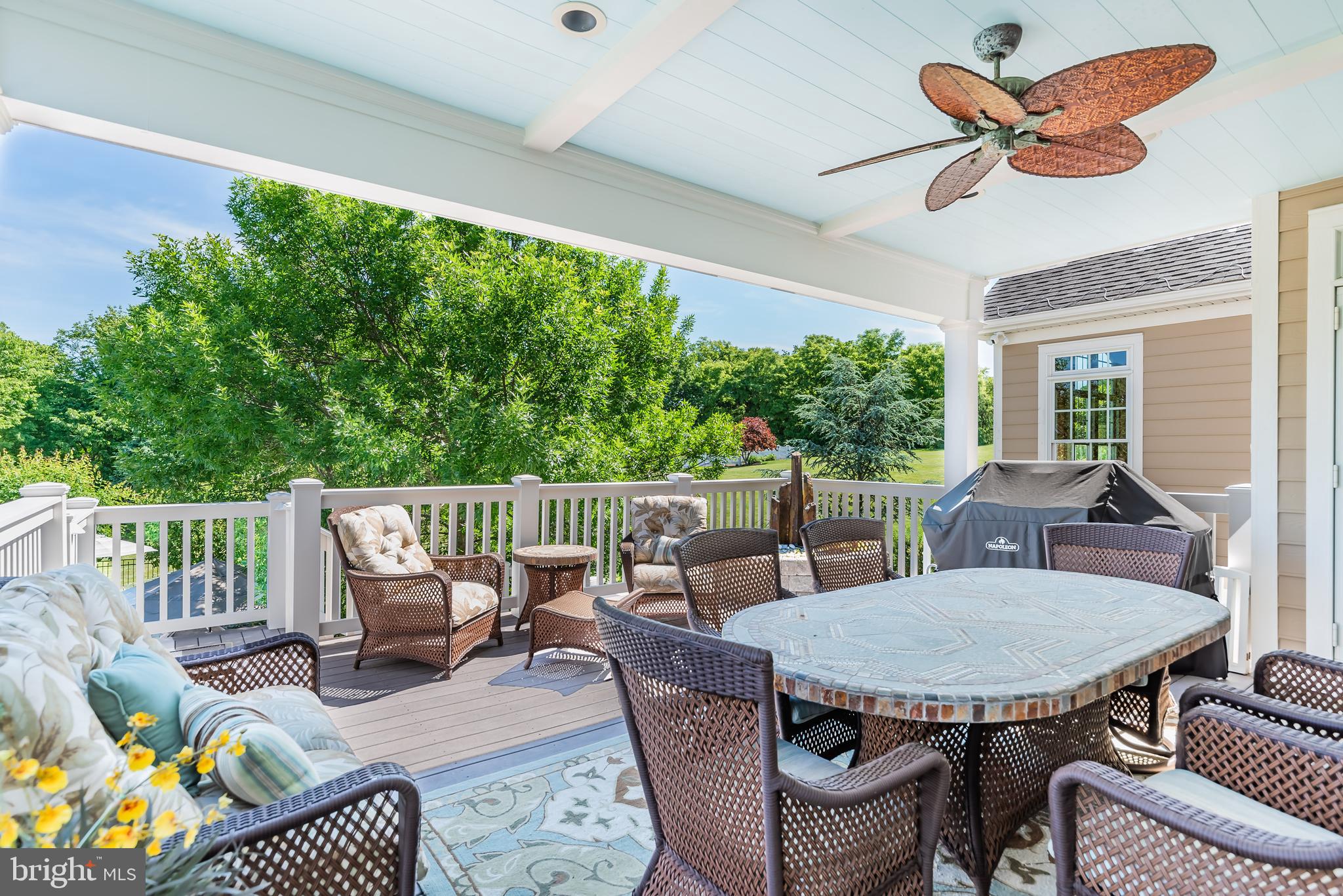 HILLSIDE FARMS - Residential