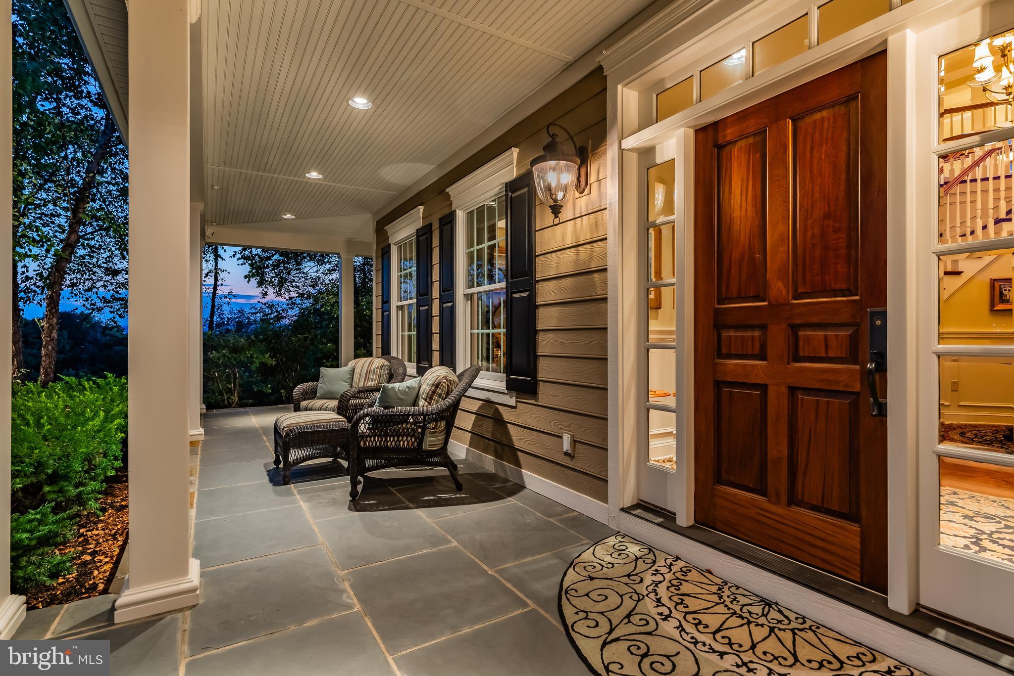 HILLSIDE FARMS - Residential