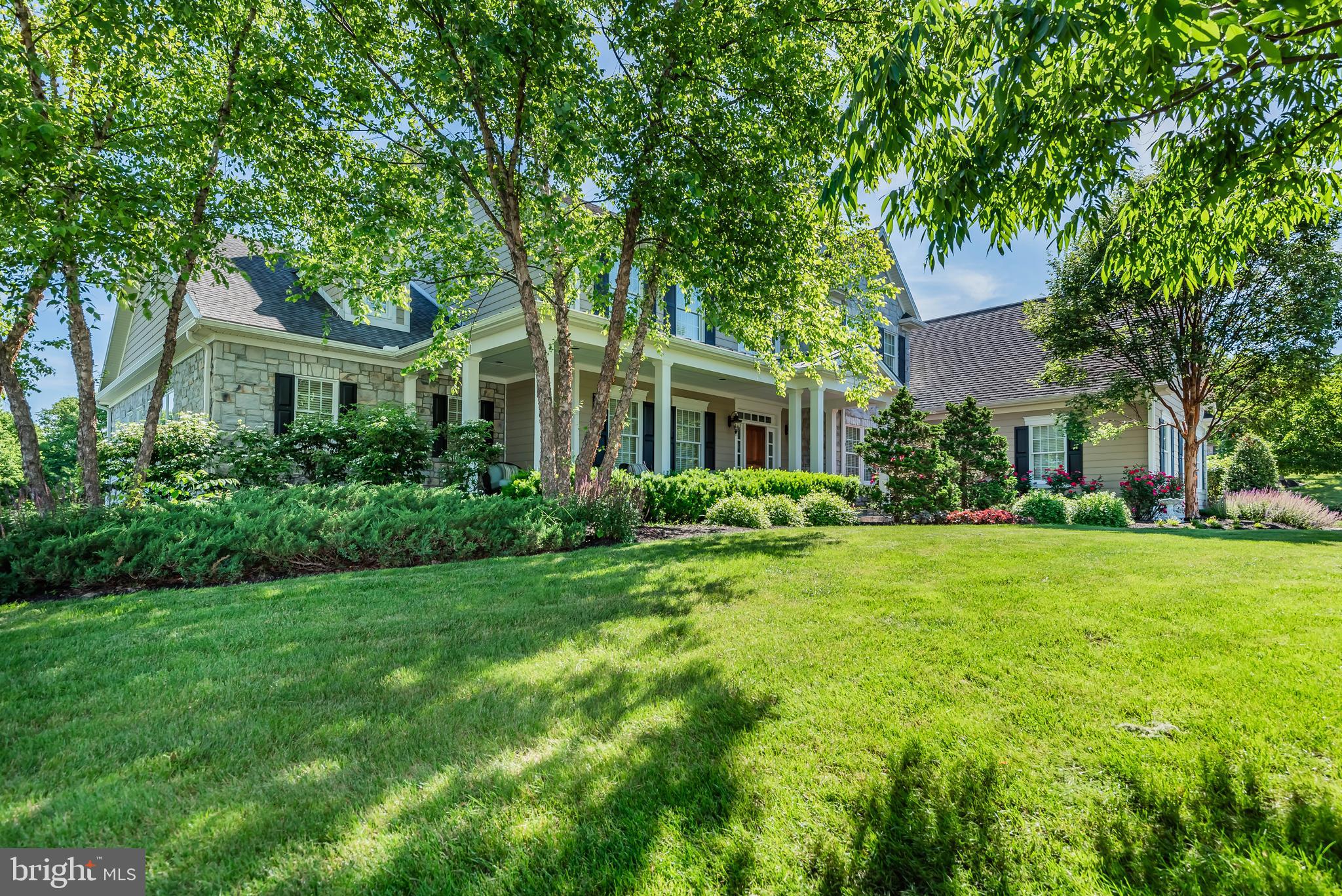 HILLSIDE FARMS - Residential