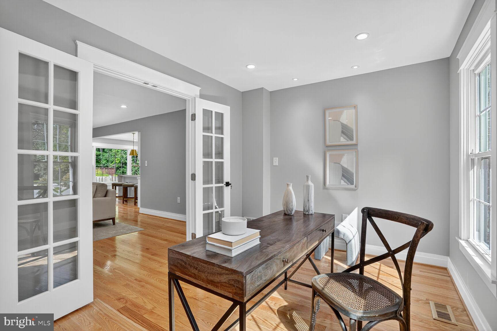 MOUNT VERNON GROVE - Residential