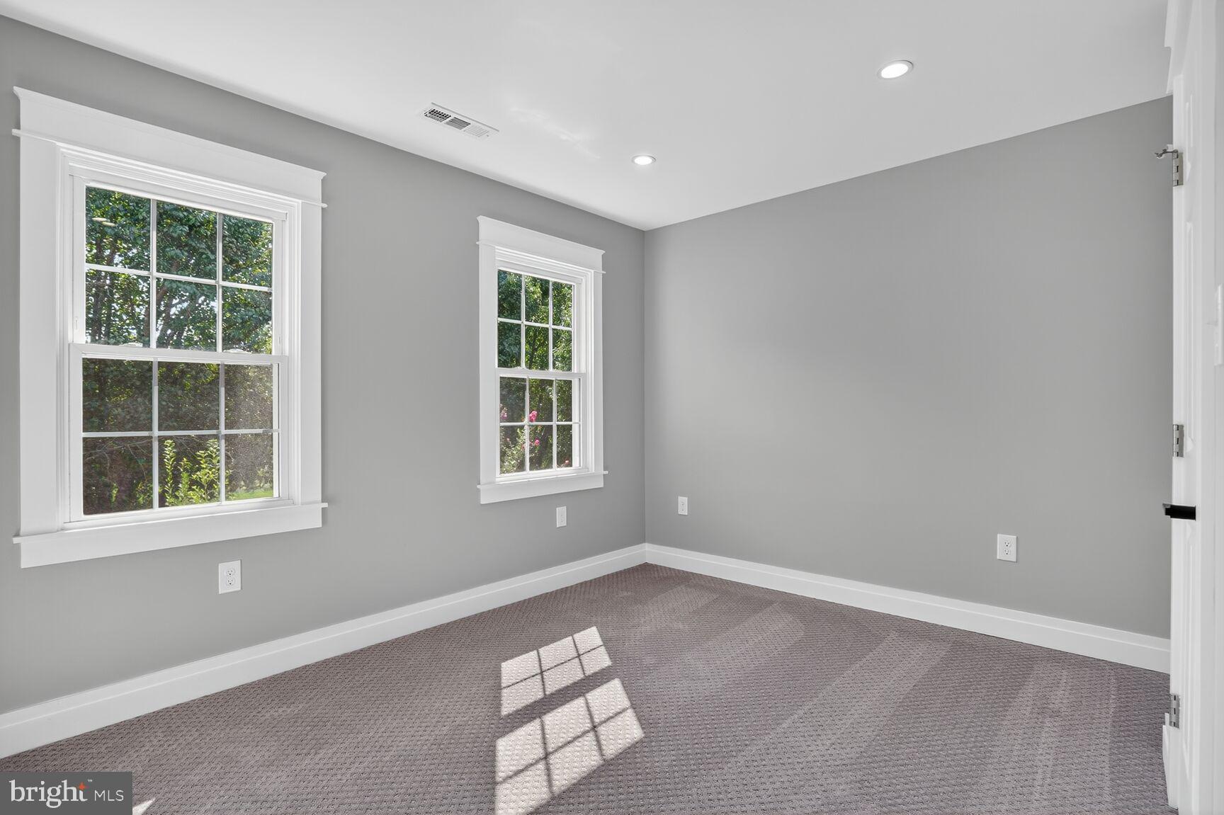 MOUNT VERNON GROVE - Residential