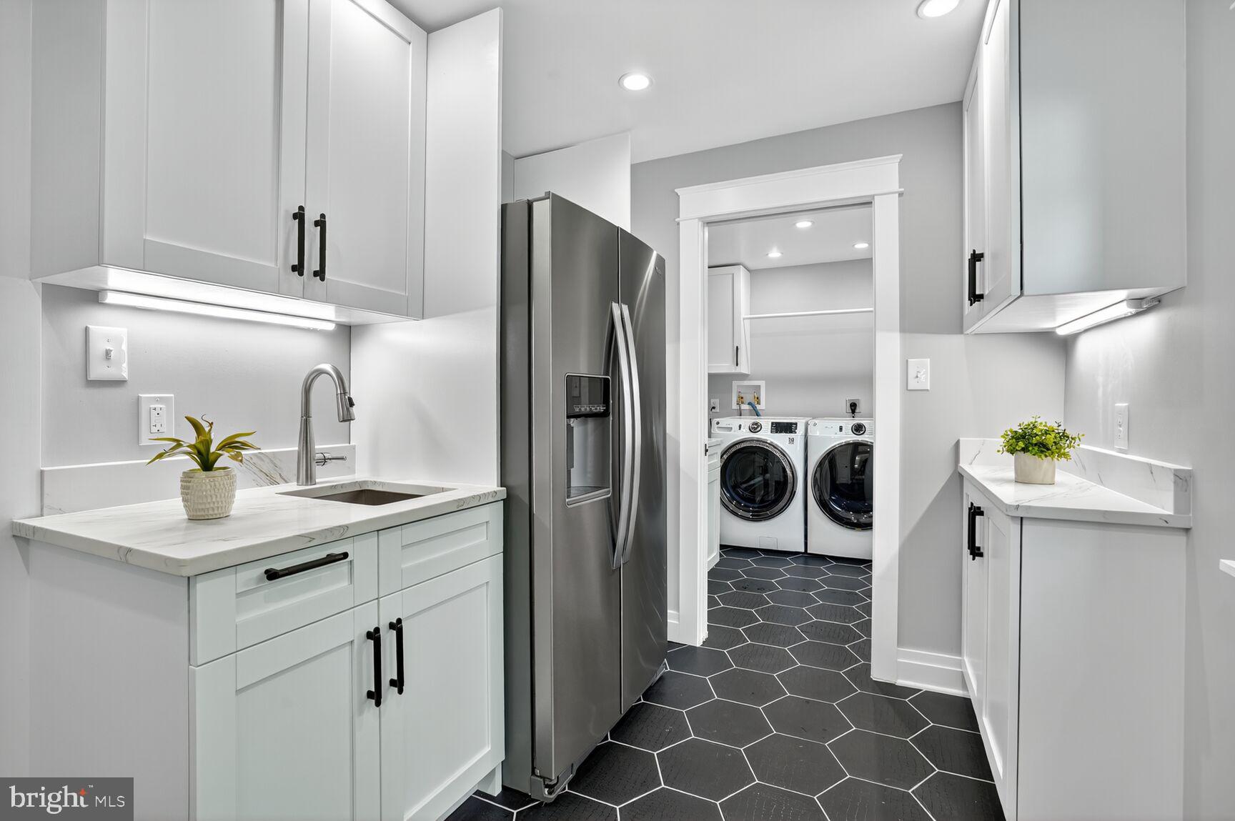 MOUNT VERNON GROVE - Residential