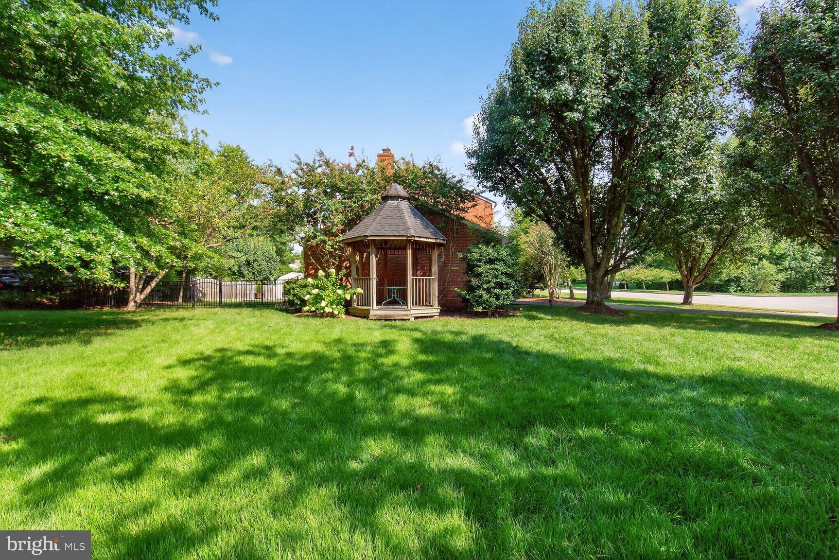 MOUNT VERNON GROVE - Residential