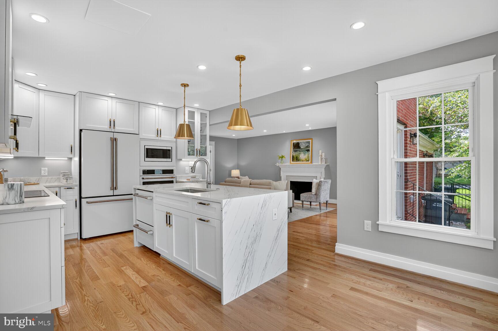 MOUNT VERNON GROVE - Residential