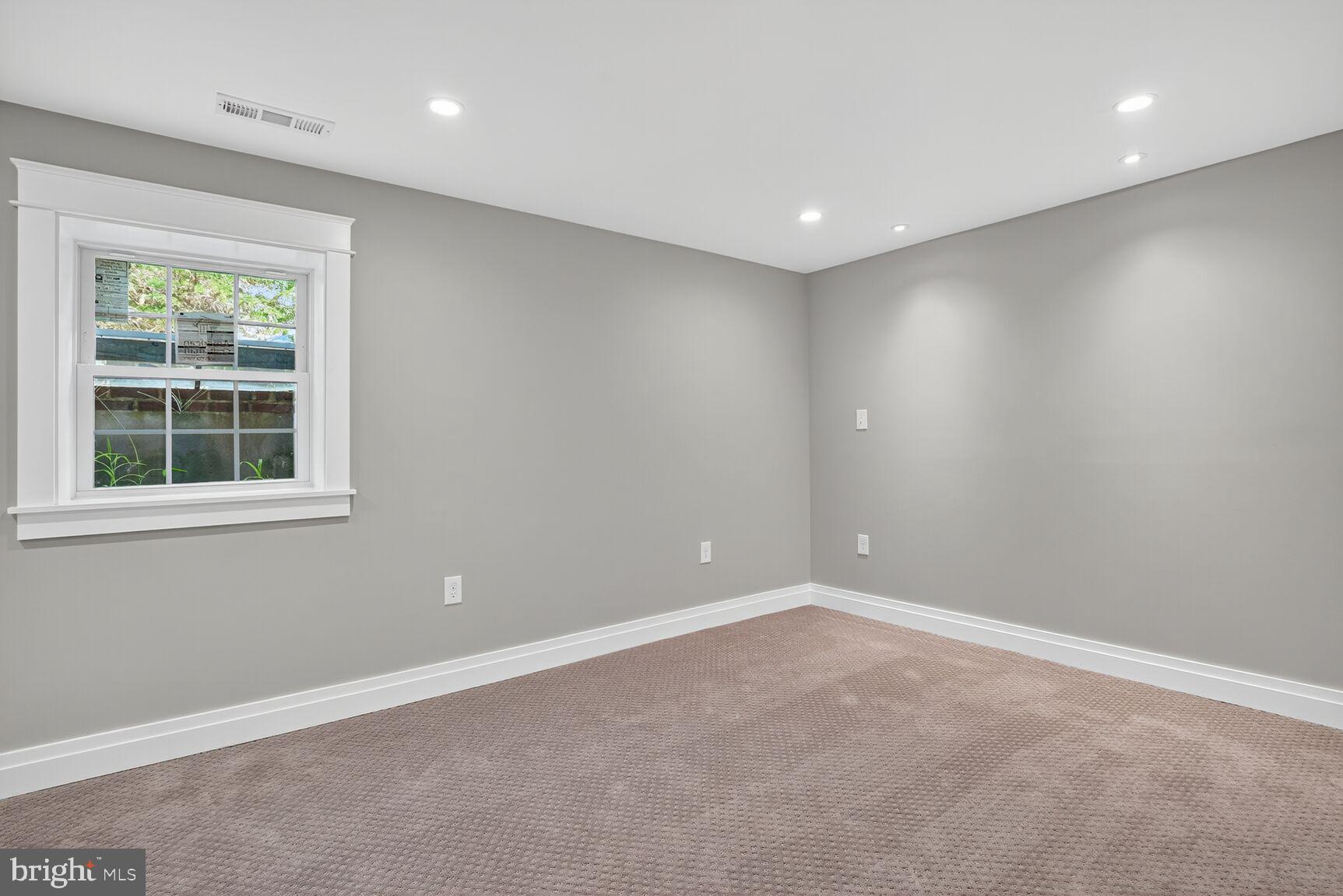 MOUNT VERNON GROVE - Residential