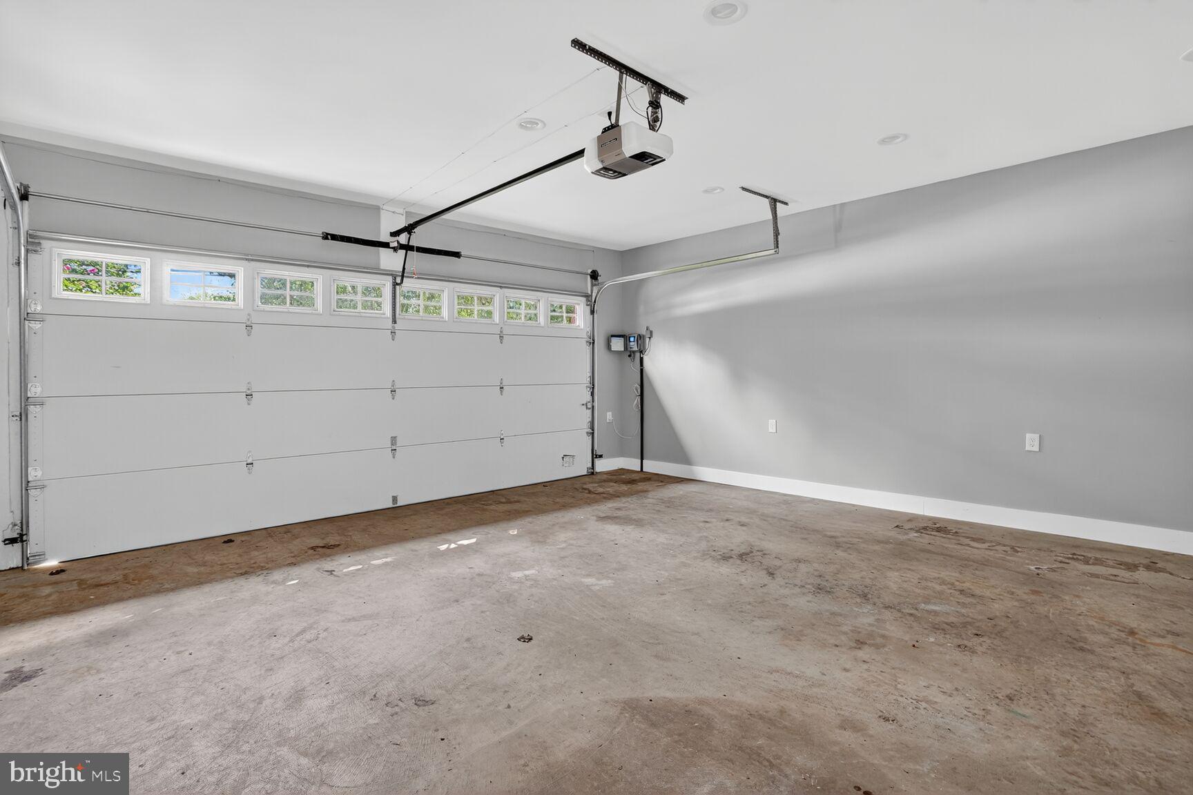 MOUNT VERNON GROVE - Residential