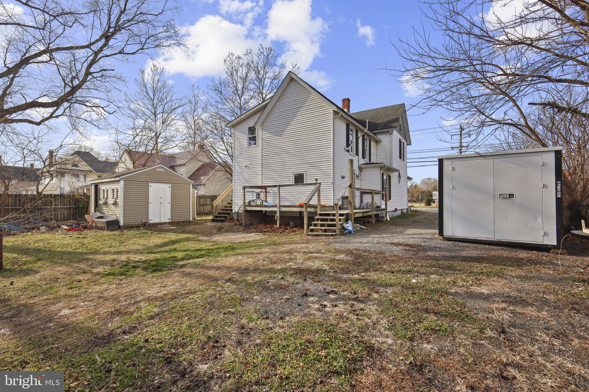 CHURCH HILL - Residential