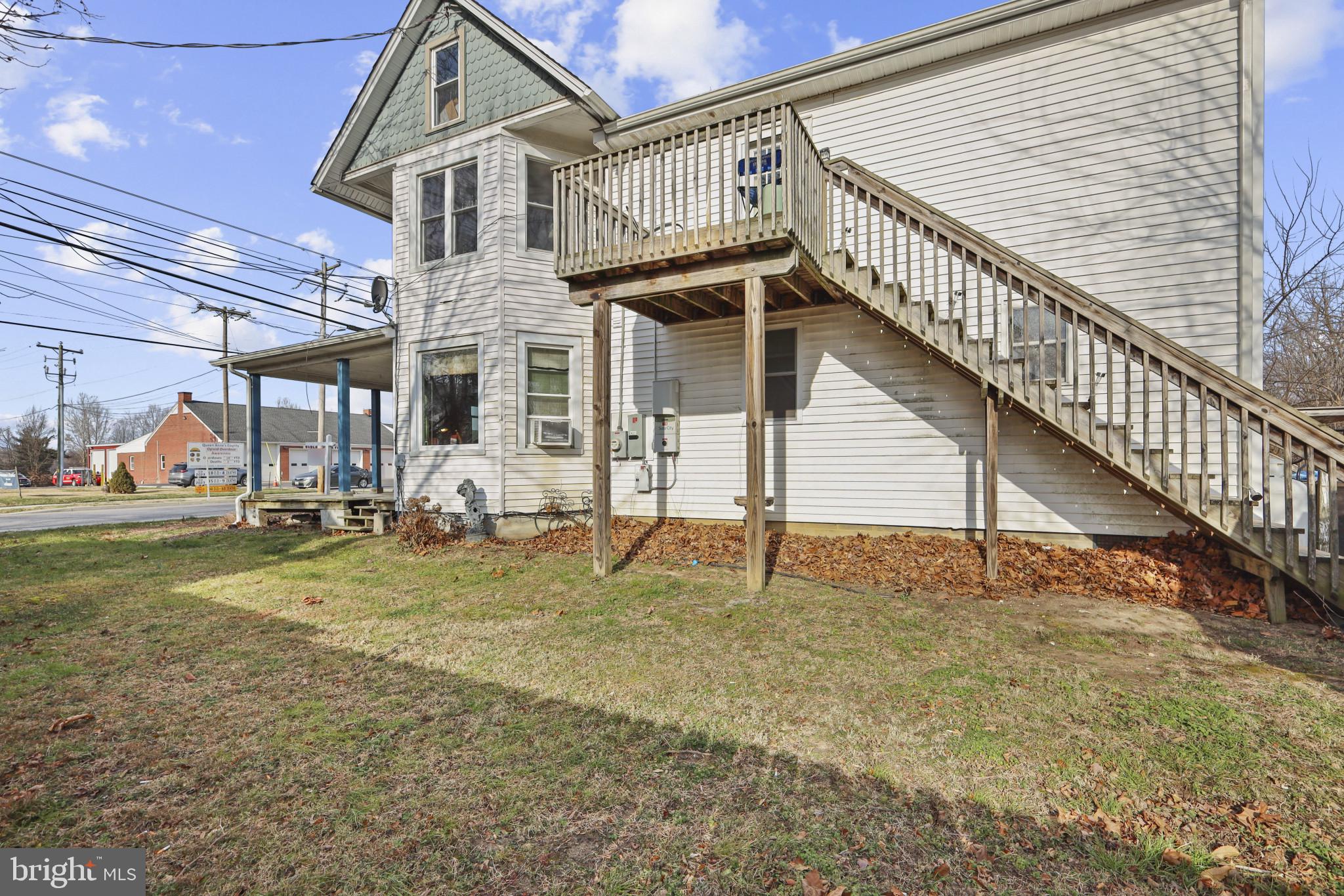 CHURCH HILL - Residential