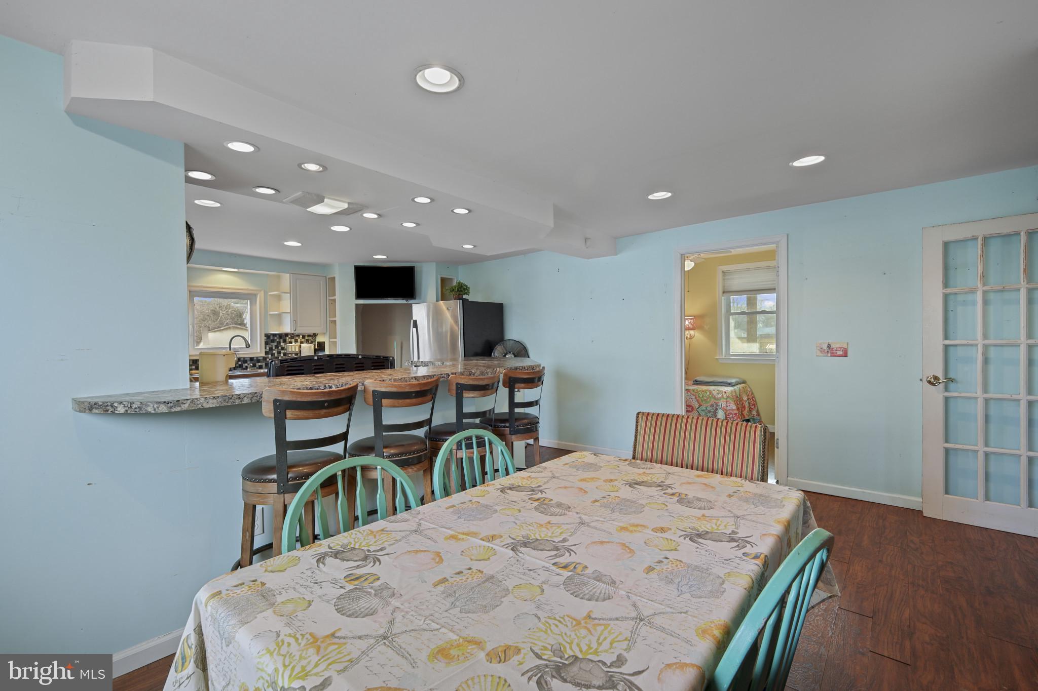 CHURCH HILL - Residential