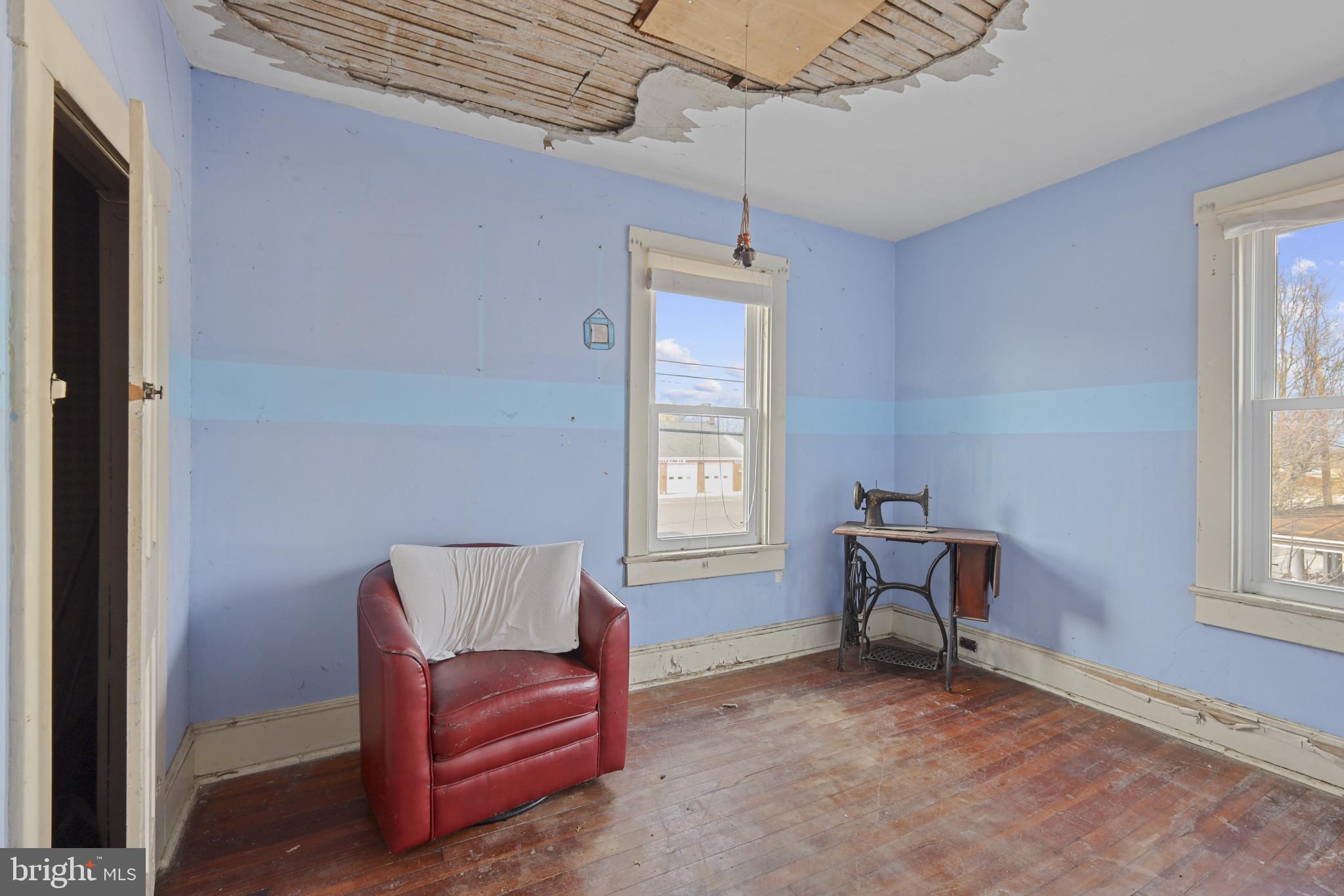 CHURCH HILL - Residential